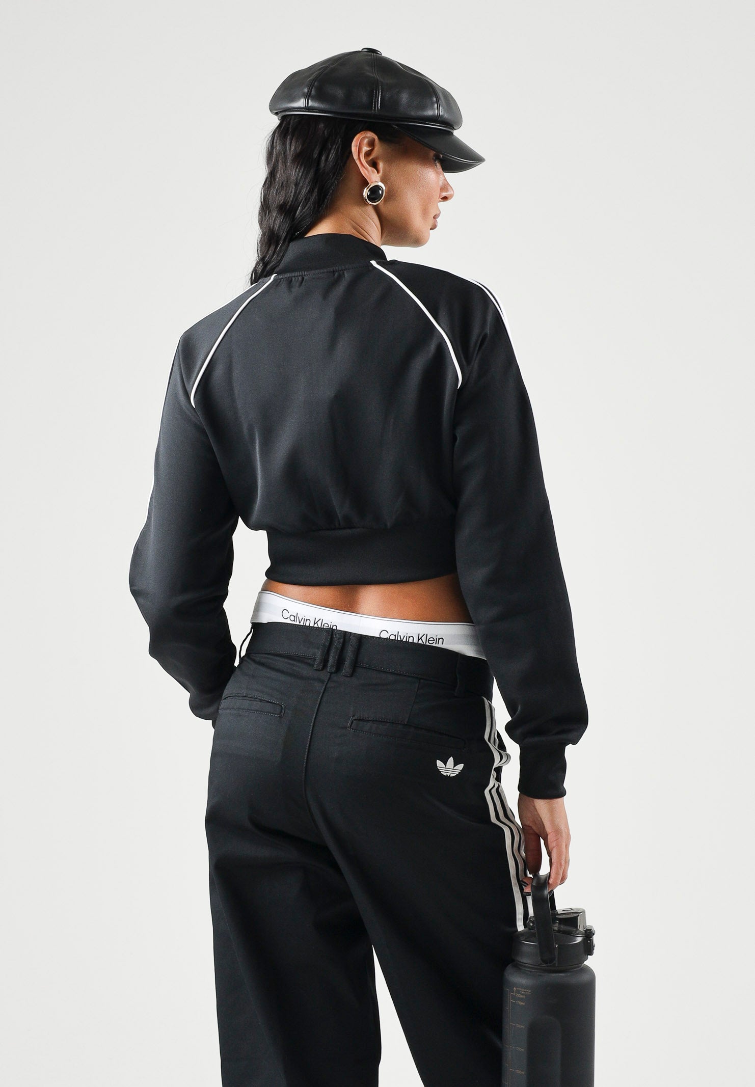 ADIDAS ORIGINALS Felpa SST CROPPED TRACK JACKET nera da donna KQ6426 . ADIDAS ORIGINALS