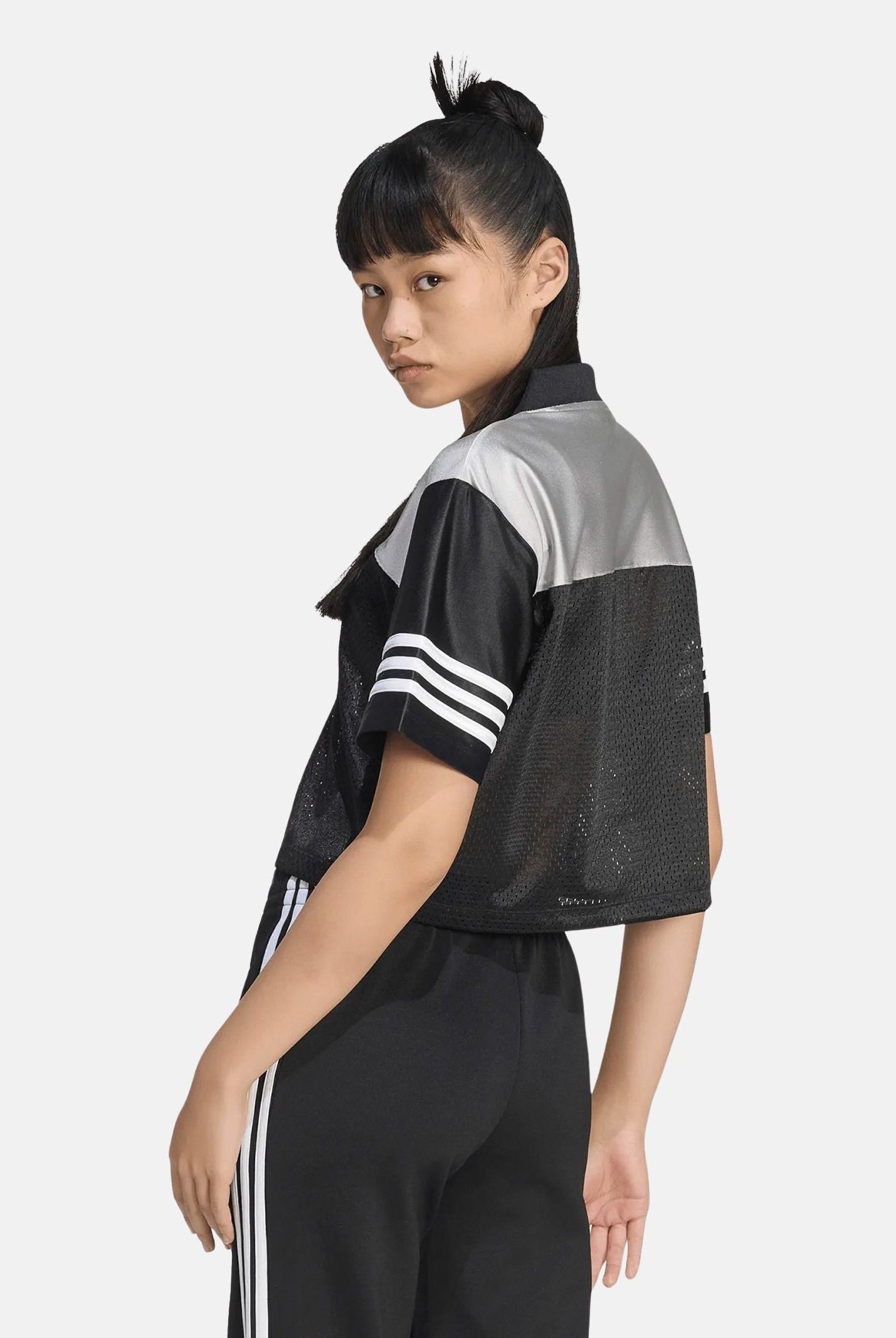ADIDAS ORIGINALS T-shirt Crop Jersey Black/Grey nera e grigia da donna con maxi logo adidas KQ6427 . ADIDAS ORIGINALS