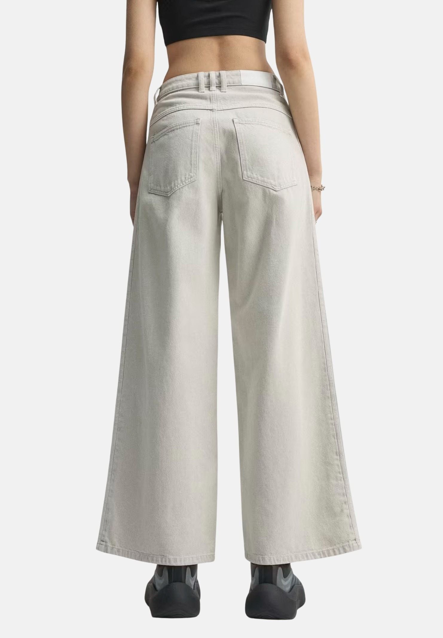 ADIDAS ORIGINALS Pantaloni HIGH-RISE WIDE-LEG DENIM PANTS clear grey grigio, colore basico grigio, donna. KQ6470 . ADIDAS ORIGINALS