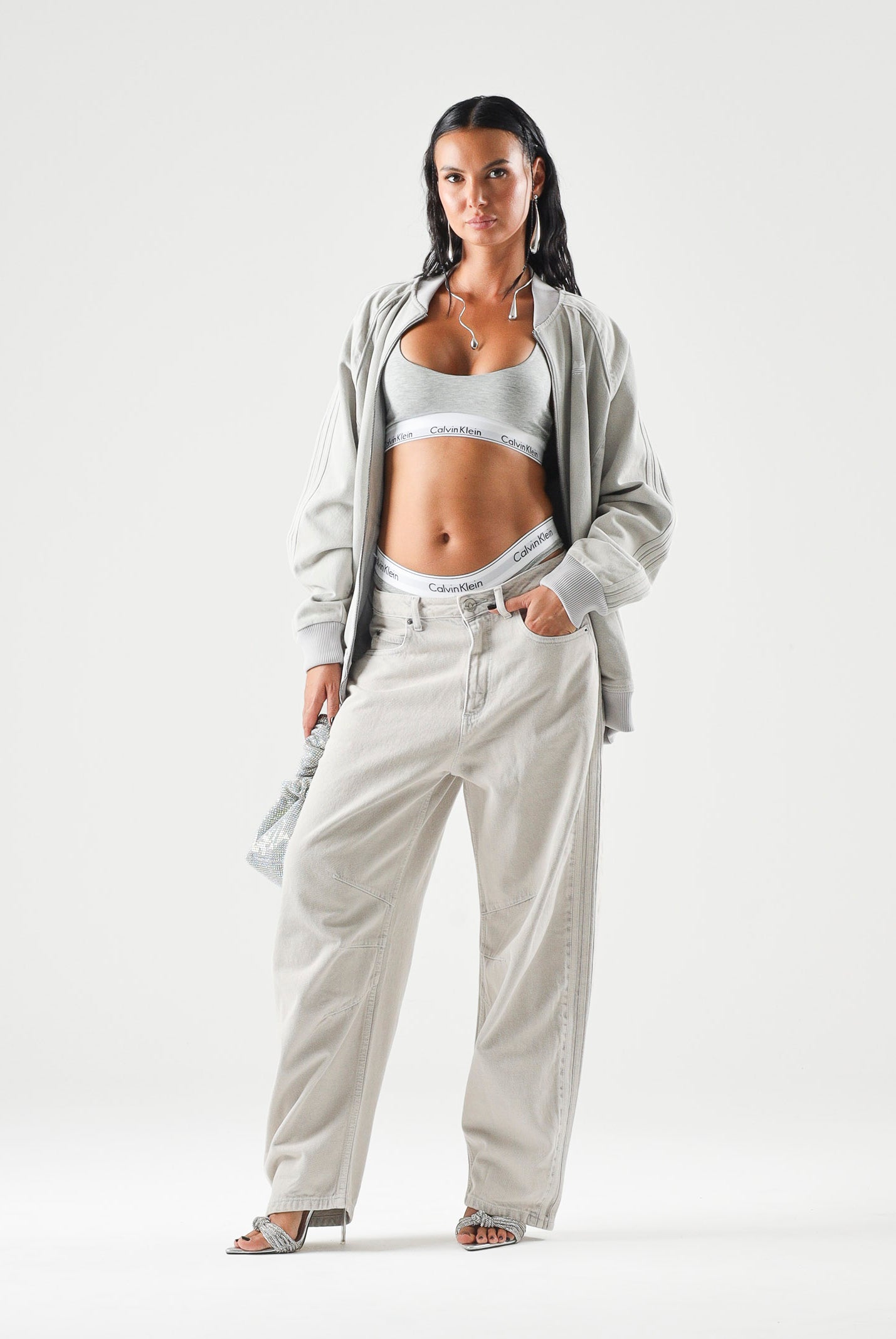 ADIDAS ORIGINALS Giacca SST OVERSIZED DENIM grigio chiaro da donna in tinta unita KQ6472 . ADIDAS ORIGINALS