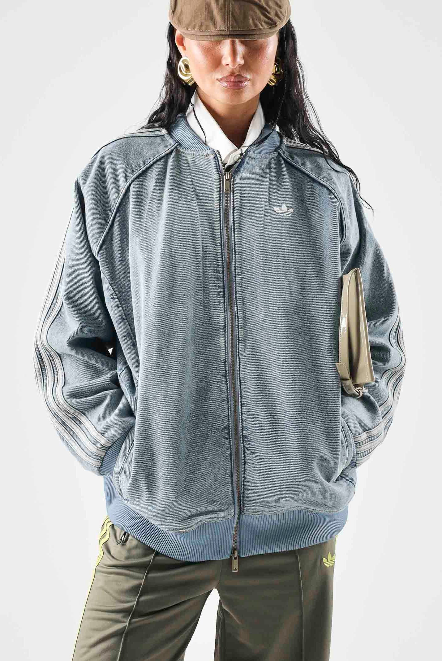 ADIDAS ORIGINALS Giacca di jeans SST OVERSIZED DENIM worn blu, celeste chiaro da donna KQ6473 . ADIDAS ORIGINALS
