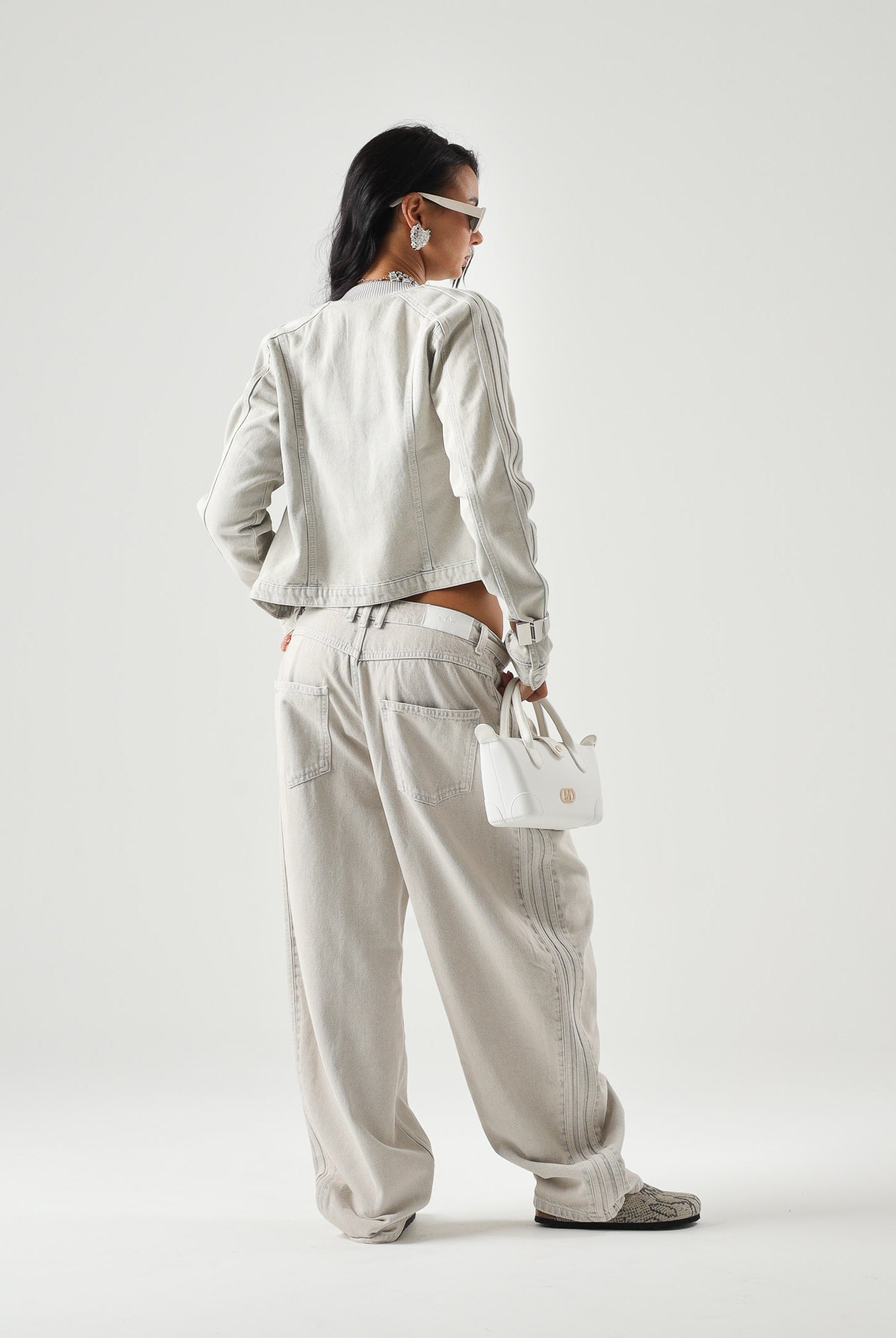 ADIDAS ORIGINALS jeans Vintage Wide Leg Jeans Light Denim/Off White, Light Denim/Off White azzurro chiaro e bianco, donna. KQ6475 . ADIDAS ORIGINALS