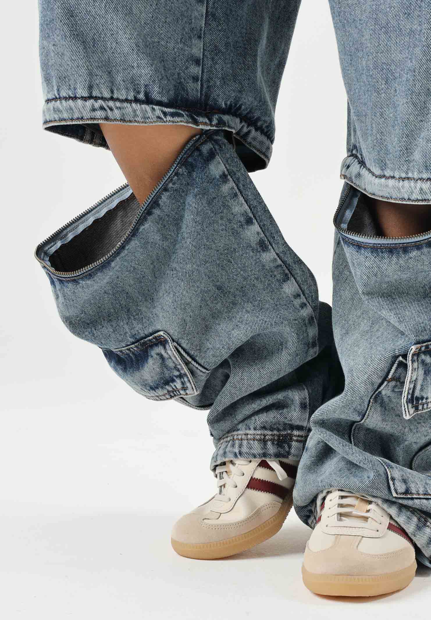 ADIDAS ORIGINALS Jeans cargo Blue blu da uomo e donna con tasche applicate KQ6479 . ADIDAS ORIGINALS