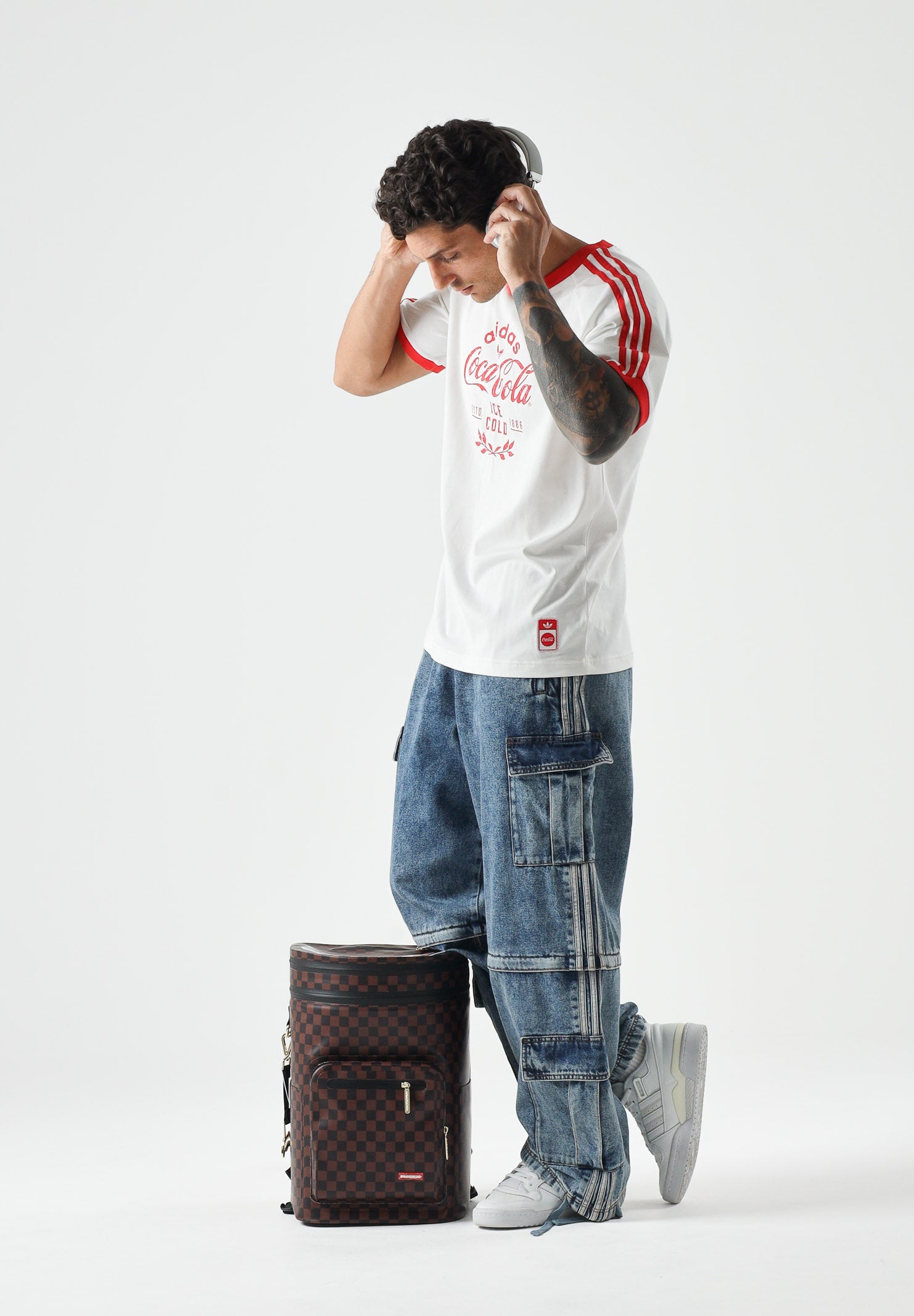 ADIDAS ORIGINALS Jeans cargo Blue blu da uomo e donna con tasche applicate KQ6479 . ADIDAS ORIGINALS