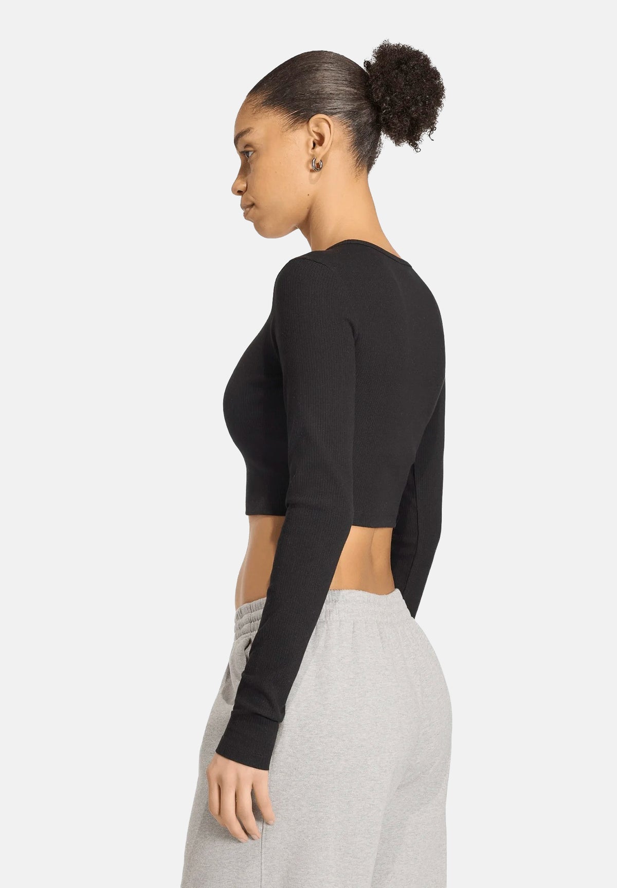 ADIDAS ORIGINALS Maglia girocollo LONG SLEEVE nero da donna a maniche lunghe con taglio cropped KR1098 . ADIDAS ORIGINALS