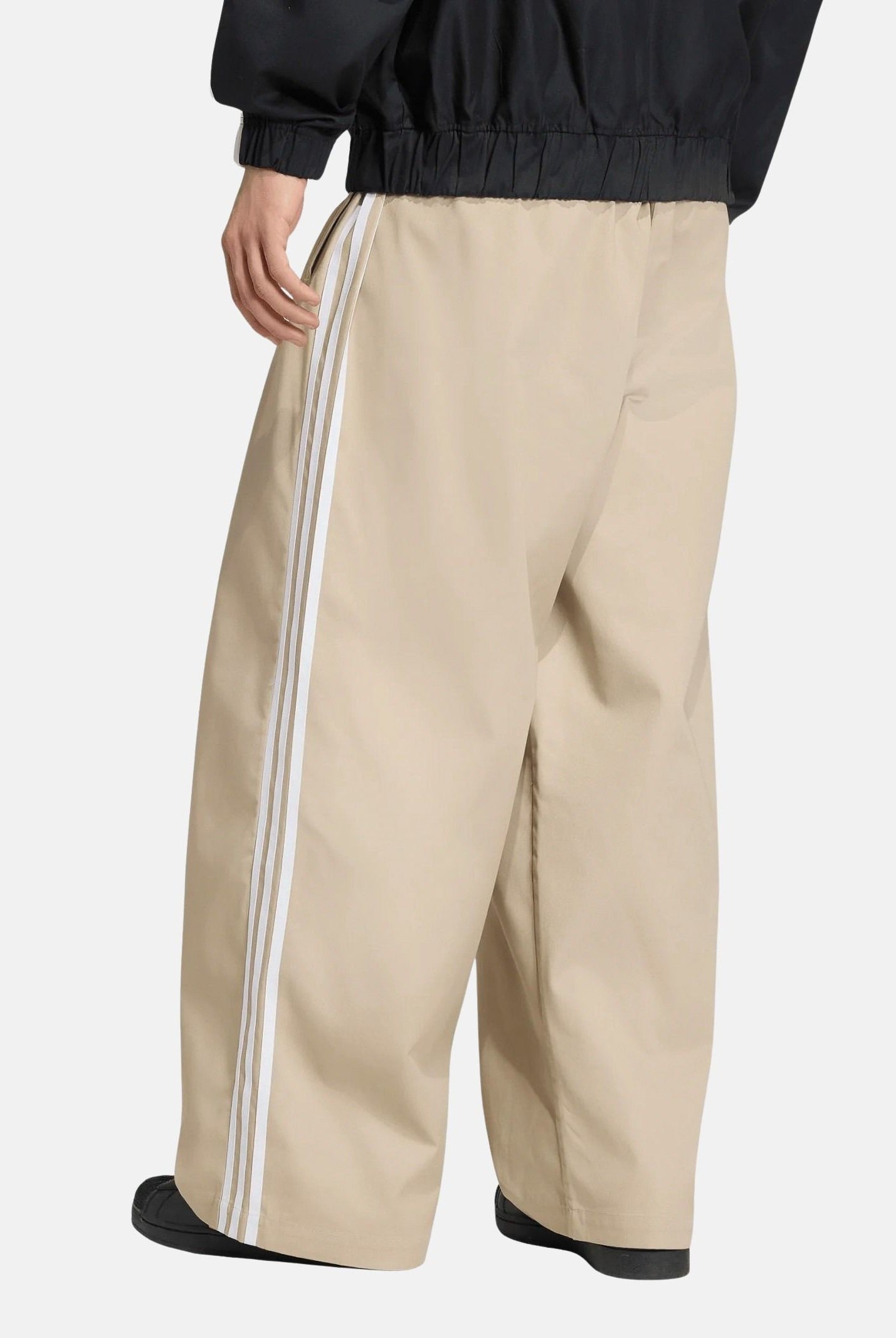 ADIDAS ORIGINALS Pantaloni ADICOLOR SST COTTON TWILL PANTS Khaki Three, beige,da uomo KR1385 . ADIDAS ORIGINALS