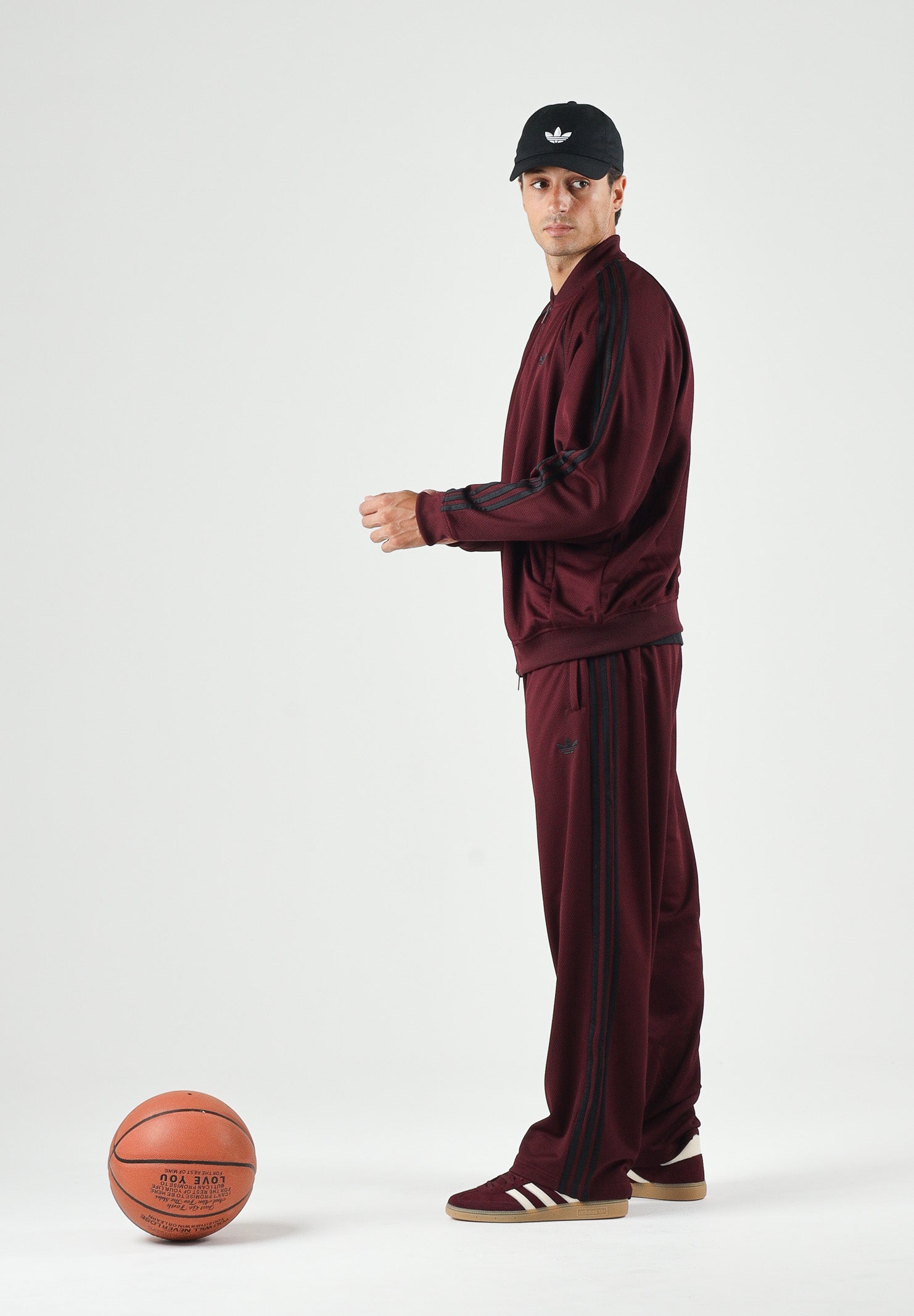 ADIDAS ORIGINALS pantaloni sportivi Pantalone Jogger A Bande Mesh TP maroon bordeaux da uomo. KR1396 . ADIDAS ORIGINALS