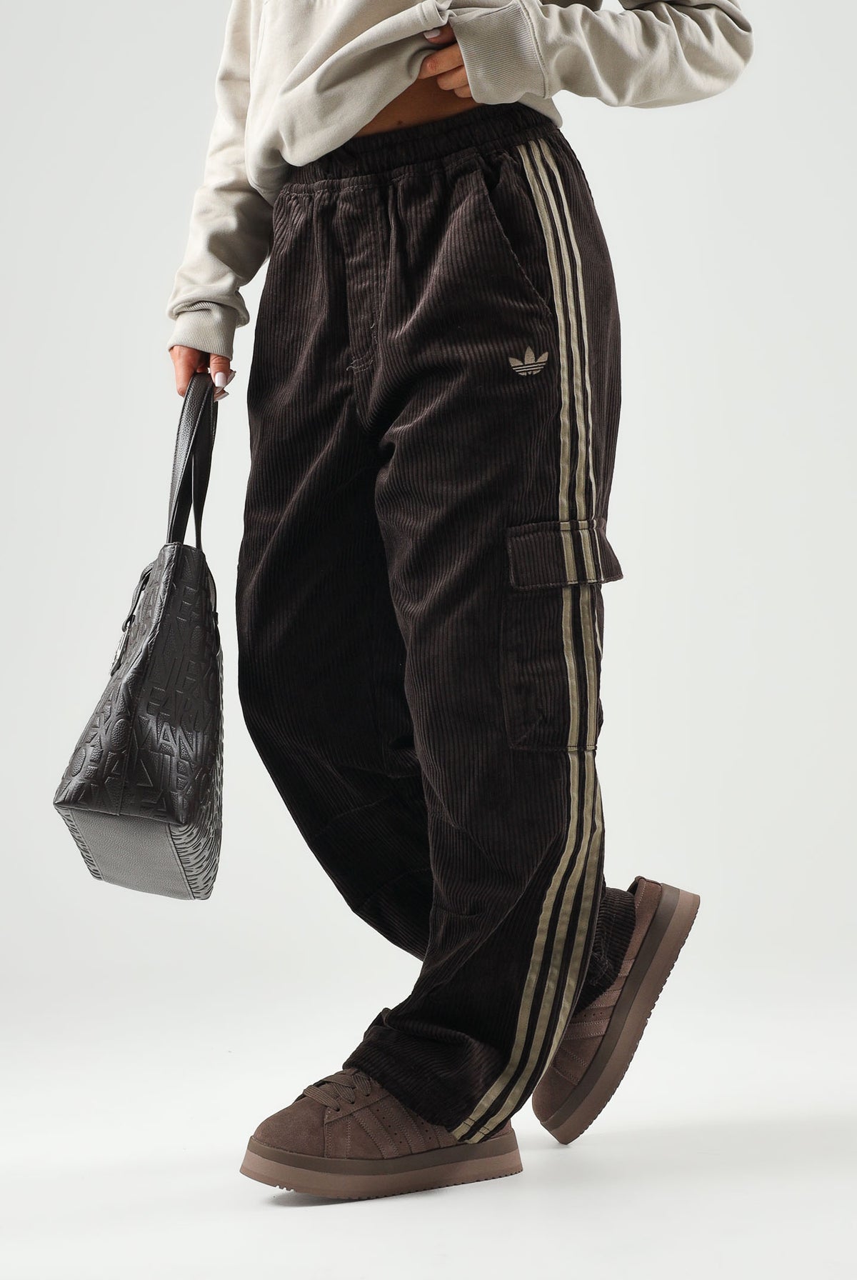 ADIDAS ORIGINALS Pantaloni cargo marrone/coffe per uomo e donna KR1405 . ADIDAS ORIGINALS