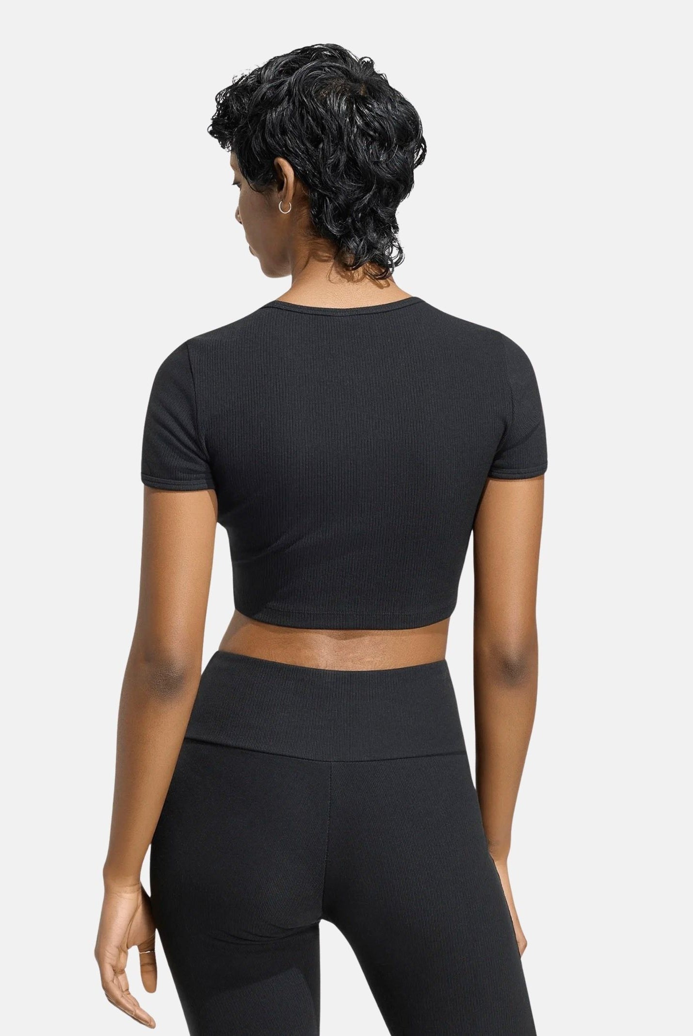 KR3601 . ADIDAS ORIGINALS