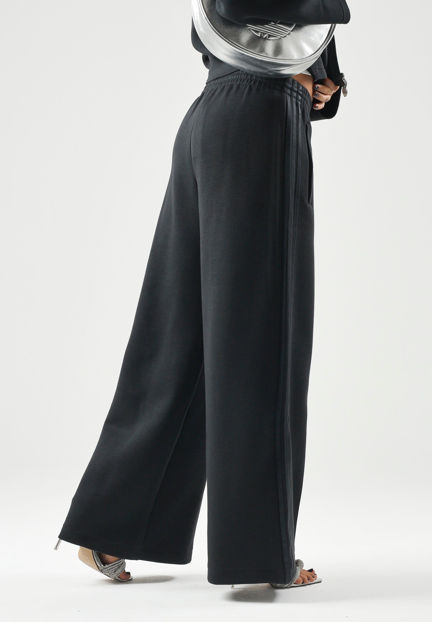 ADIDAS ORIGINALS Pantaloni TRACK PANTS SPACER Black, grigio notte da donna KR9176 . ADIDAS ORIGINALS