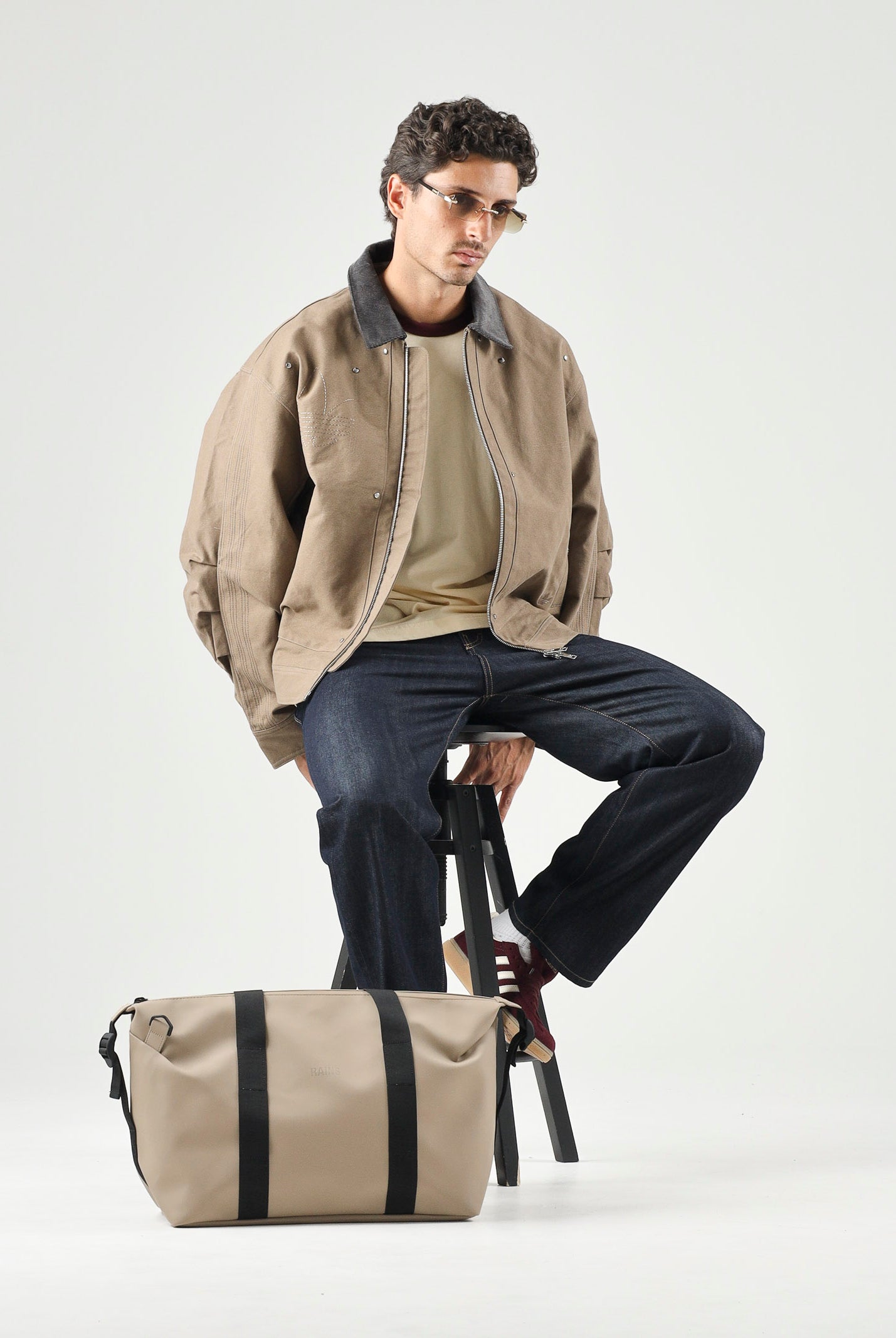 ADIDAS ORIGINALS Bomber giubbotto di jeans PREMIUM ESSENTIALS beige per uomo e donna KR9657 . ADIDAS ORIGINALS