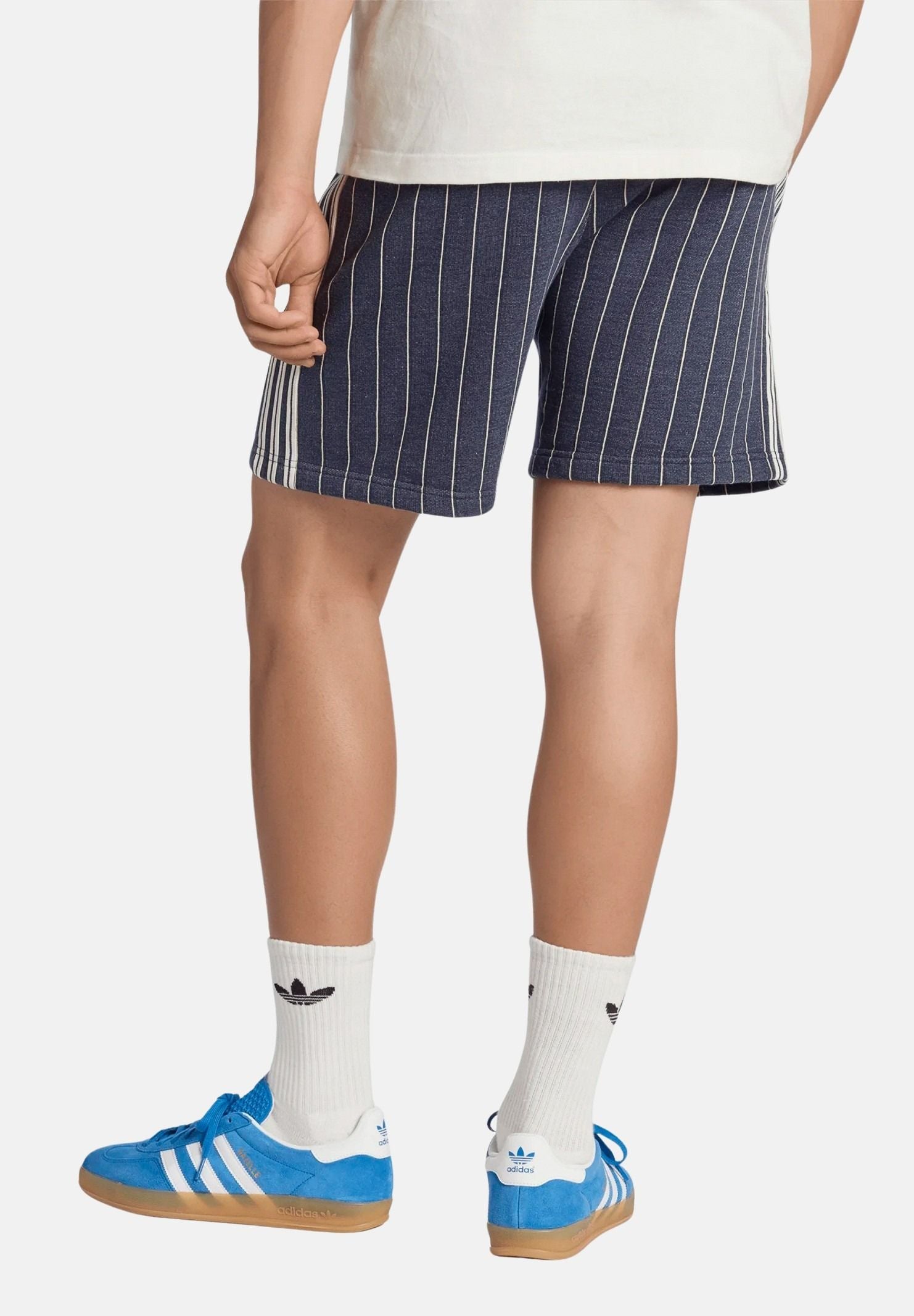 ADIDAS ORIGINALS Short PINSTRIPES blu da uomo e donna con motivo gessato<BR/> KR9706 . ADIDAS ORIGINALS