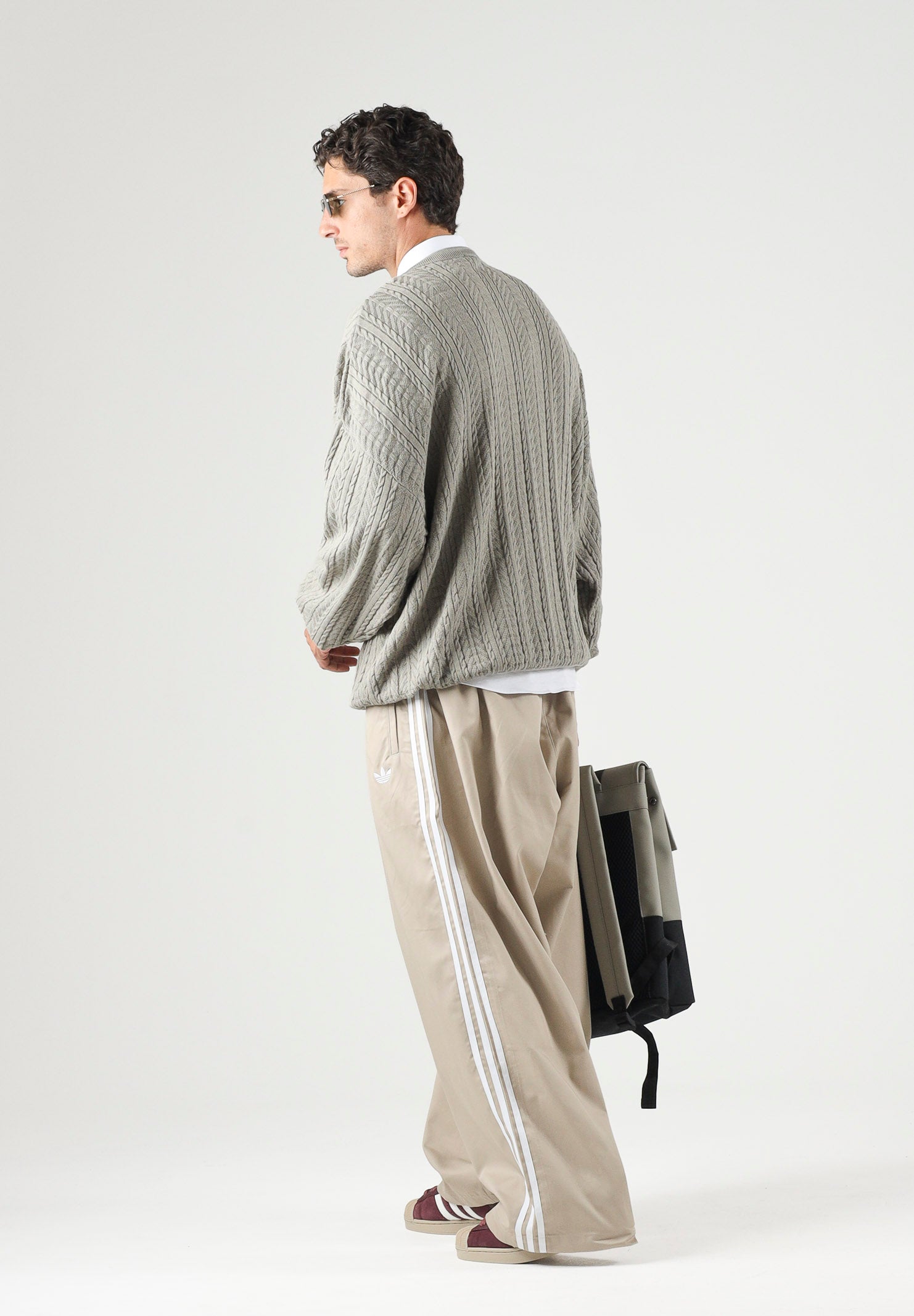 ADIDAS ORIGINALS Maglia CABLE KNIT Silver Pebble Beige da uomo e donna con lavorazione a trecce KR9767 . ADIDAS ORIGINALS
