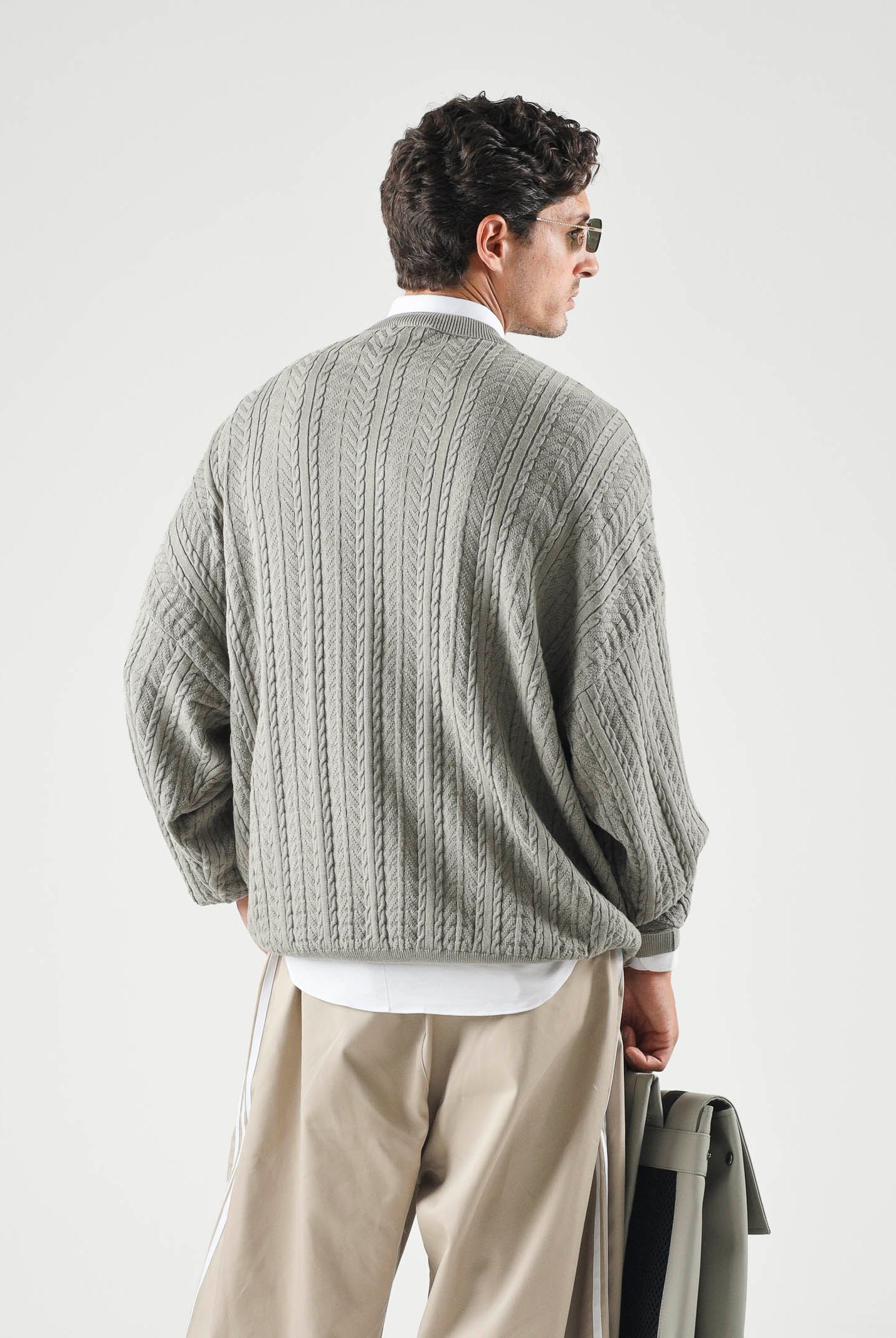 ADIDAS ORIGINALS Maglia CABLE KNIT Silver Pebble Beige da uomo e donna con lavorazione a trecce KR9767 . ADIDAS ORIGINALS