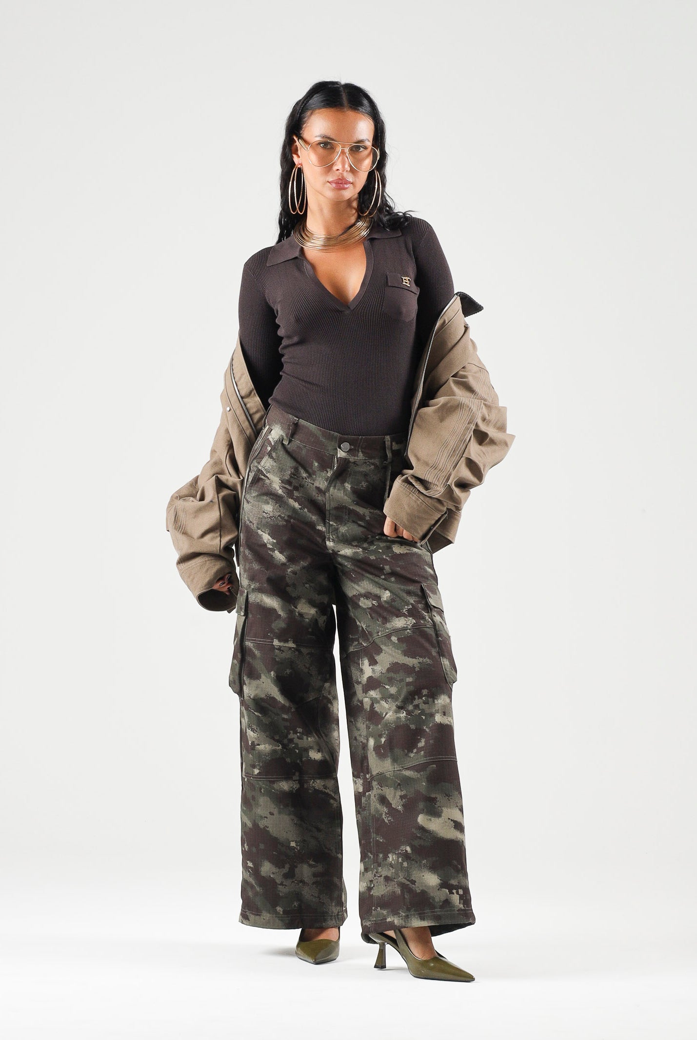 ADIDAS ORIGINALS Jeans i CAMO PANTS verde oliva per uomo e donna con fantasia camouflage. KS4230 . ADIDAS ORIGINALS