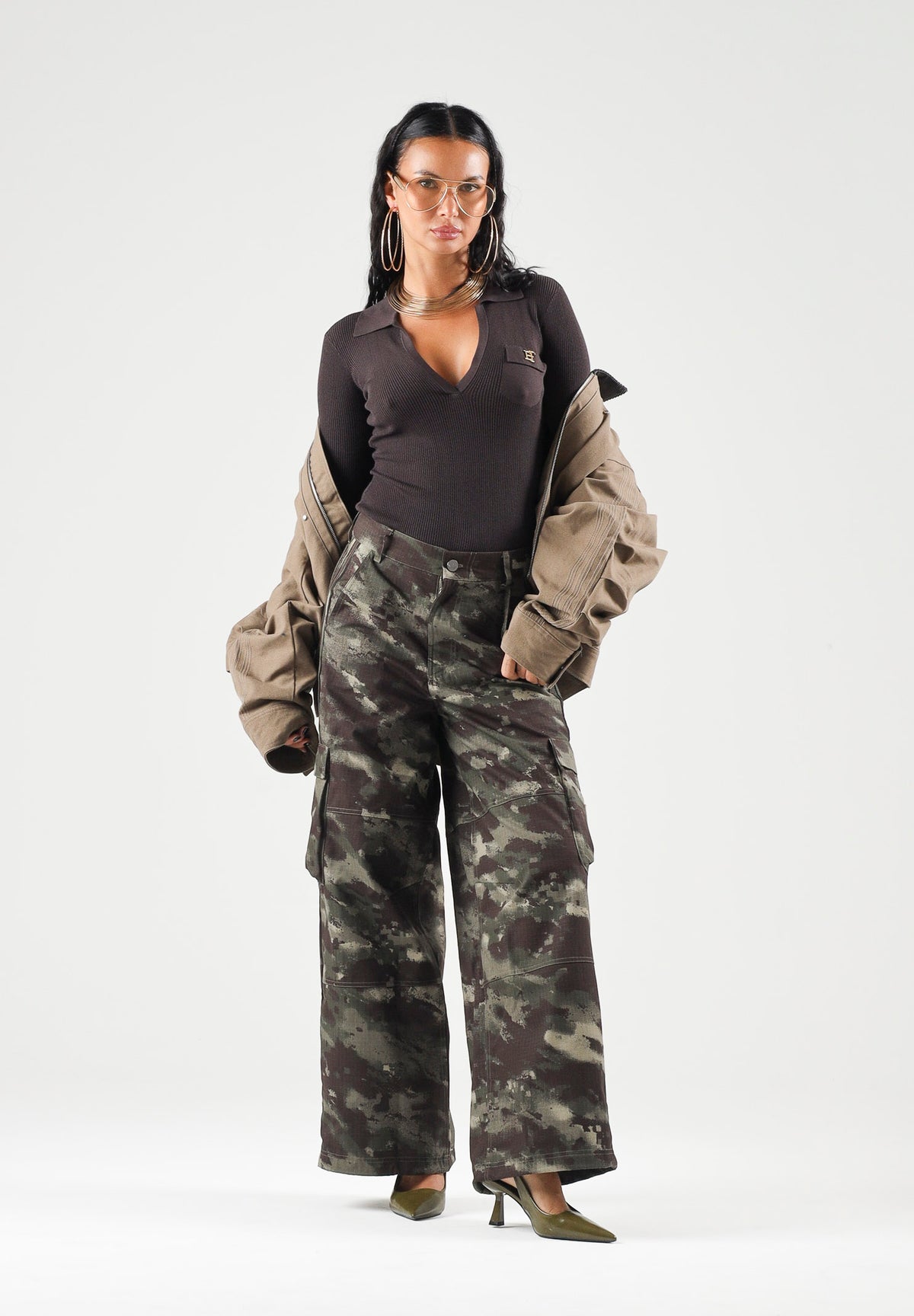 ADIDAS ORIGINALS Pantalone casual CAMO PANTS verde oliva per uomo e donna con fantasia camouflage. KS4230 . ADIDAS ORIGINALS