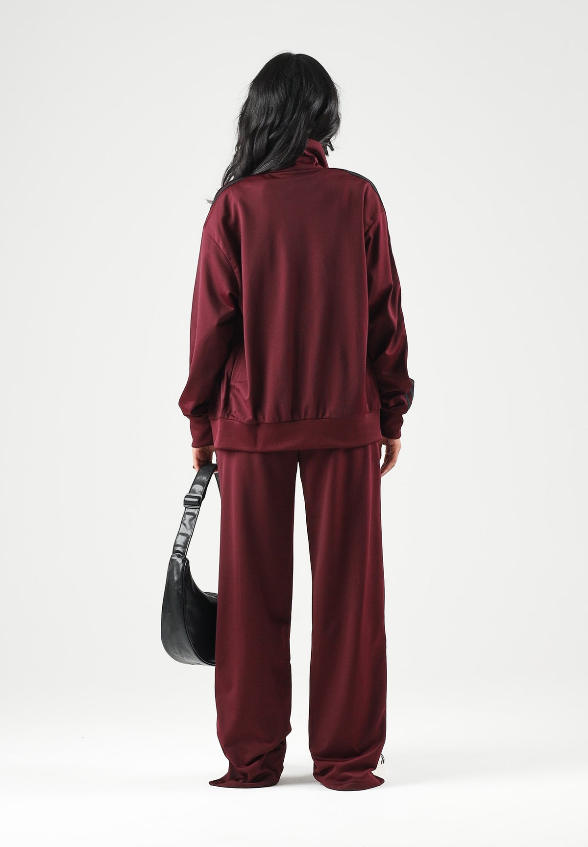 ADIDAS ORIGINALS Pantaloni WIDE LEG bordeaux per donna con vita elasticizzata e bande laterali a contrasto. KS4669 . ADIDAS ORIGINALS