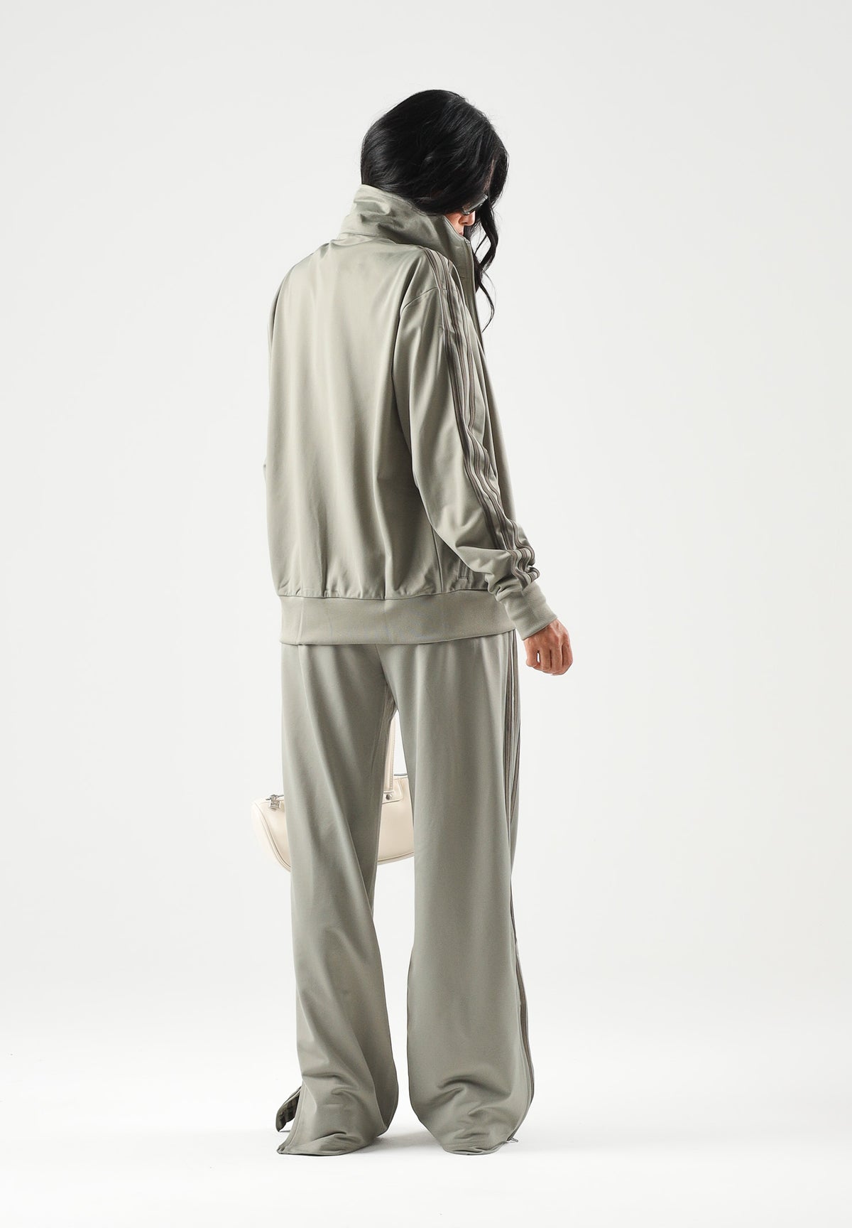 ADIDAS ORIGINALS Felpa con zip FIREBIRD verde fango per uomo e donna con colletto alto e bande laterali coordinate. KS4679 . ADIDAS ORIGINALS