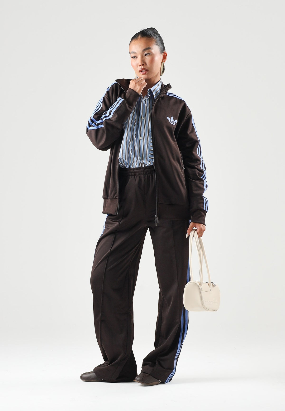 ADIDAS ORIGINALS Felpa con zip FIREBIRD LOOSE Aurora Coffee-marrone da donna con 3-stripes KS4680 . ADIDAS ORIGINALS
