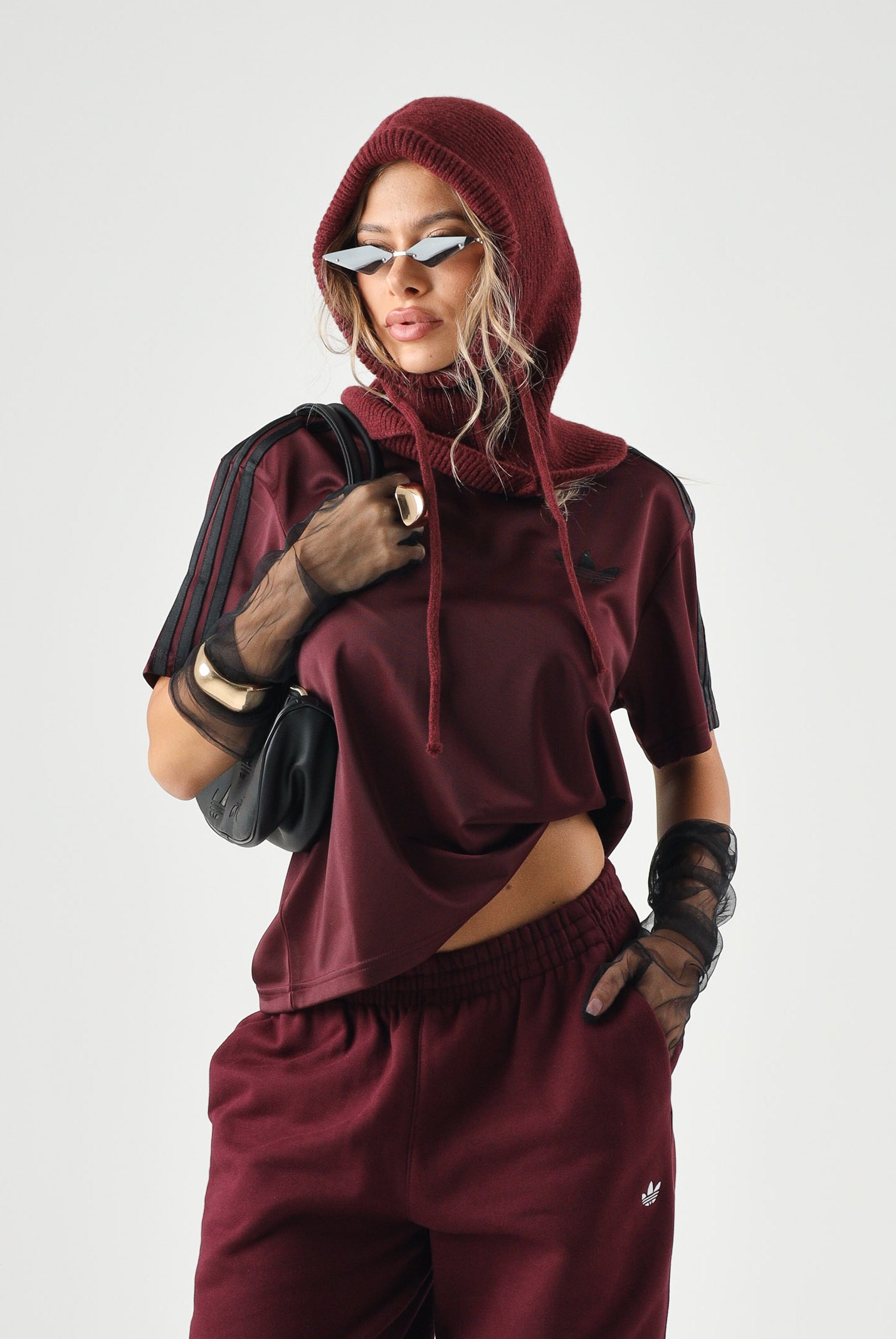 ADIDAS ORIGINALS T-shirt FIREBIRD TEE SHADOW marrone e bordeaux da donna con iconiche 3- stripes nere KS4799 . ADIDAS ORIGINALS