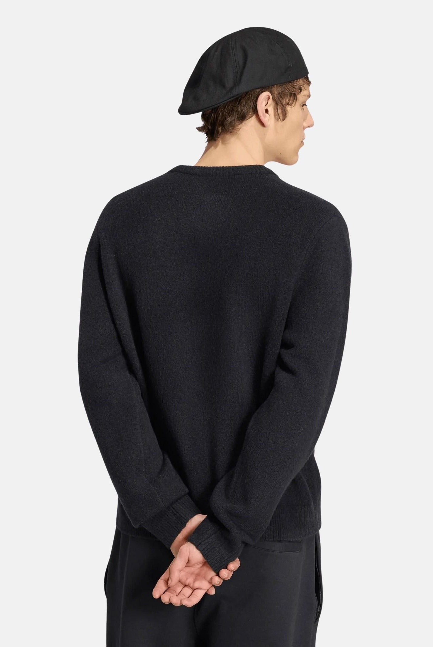 ADIDAS ORIGINALS Maglia TREFOIL ESSENTIALS FULLY nero da uomo con logo iconico KS4891 . ADIDAS ORIGINALS