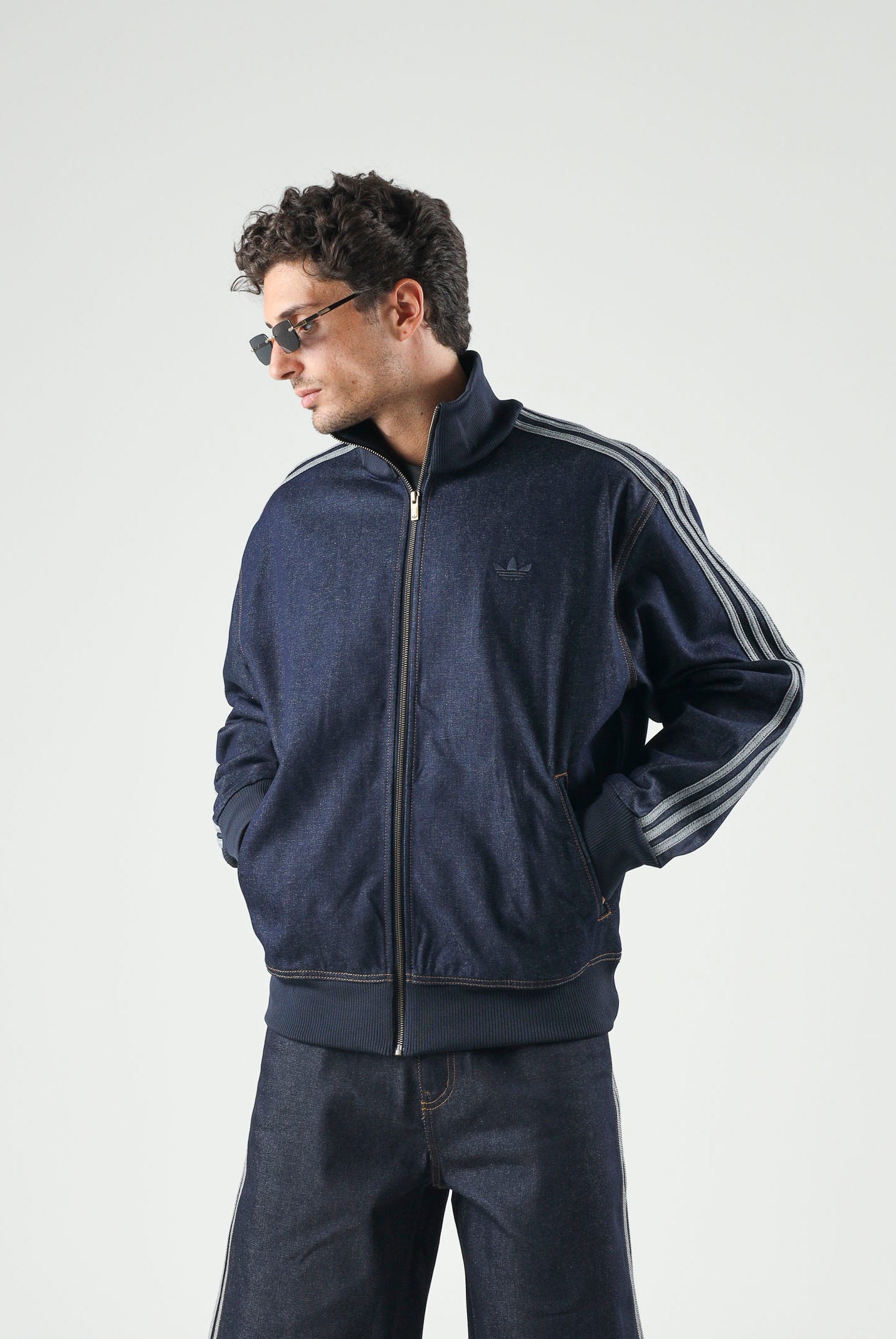 ADIDAS ORIGINALS Giubbotto FIREBIRD ADICOLOR indigo blu da uomo con 3-Stripes sulle maniche. KS4971 . ADIDAS ORIGINALS