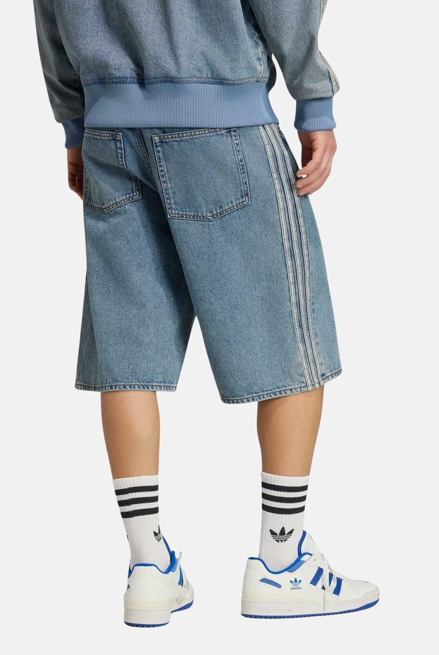 ADIDAS ORIGINALS Shorts FIREBIRD MID-RISE light-blu da uomo con iconiche 3-Stripes KS4975 . ADIDAS ORIGINALS