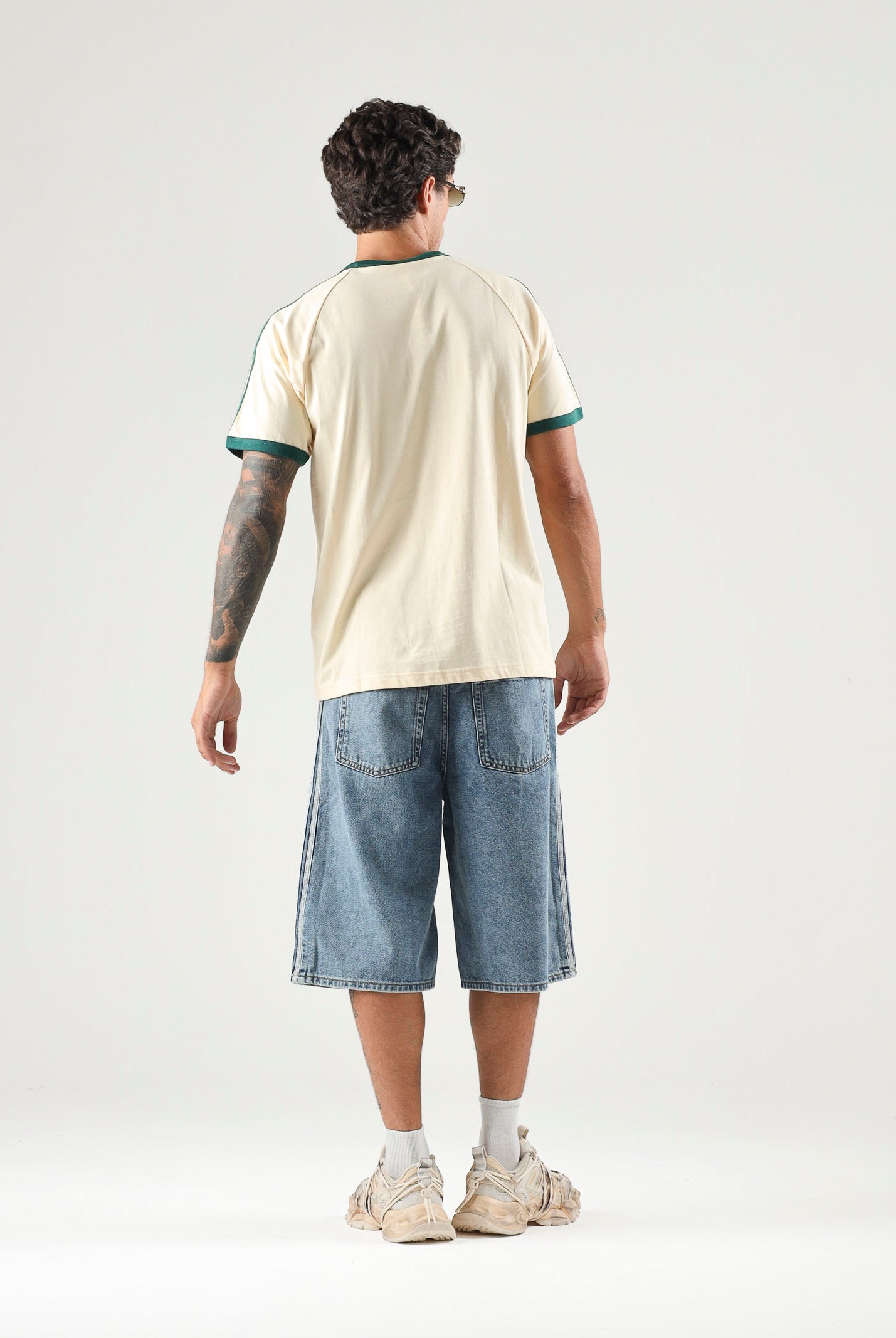 ADIDAS ORIGINALS Shorts FIREBIRD MID-RISE light-blu da uomo con iconiche 3-Stripes KS4975 . ADIDAS ORIGINALS