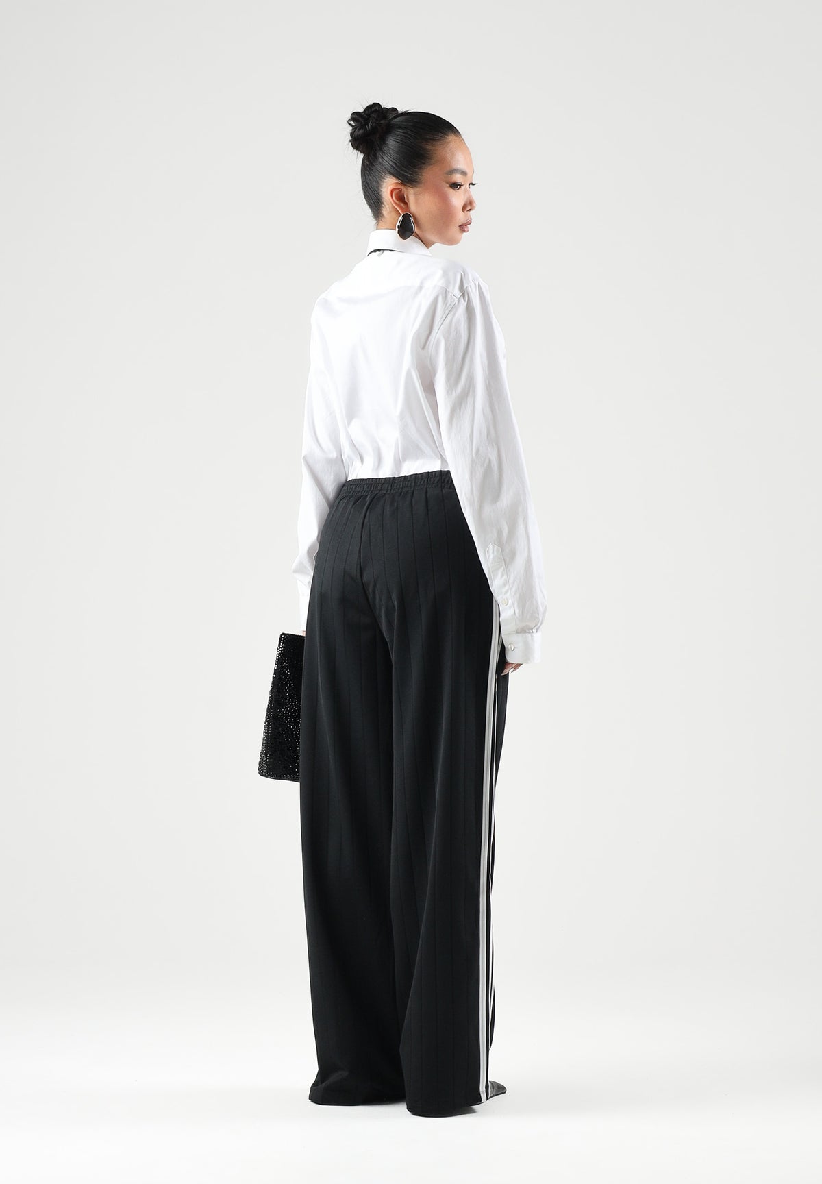 ADIDAS ORIGINALS Pantaloni PINSTRIPE FIREBIRD nero da donna con motivo gessato KS6787 . ADIDAS ORIGINALS