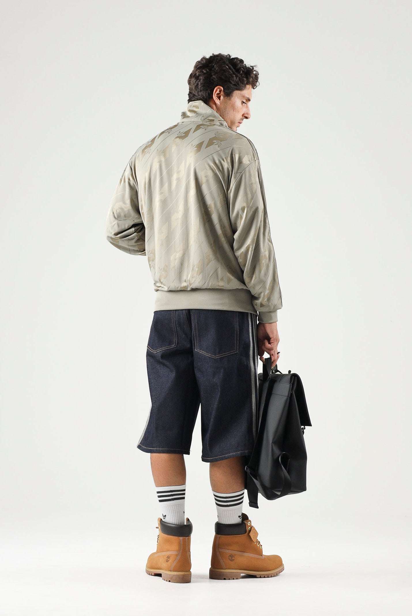 ADIDAS ORIGINALS Shorts FIREBIRD ADICOLOR JORTS indig blu per uomo e donna con iconiche 3-stripes KS6882 . ADIDAS ORIGINALS