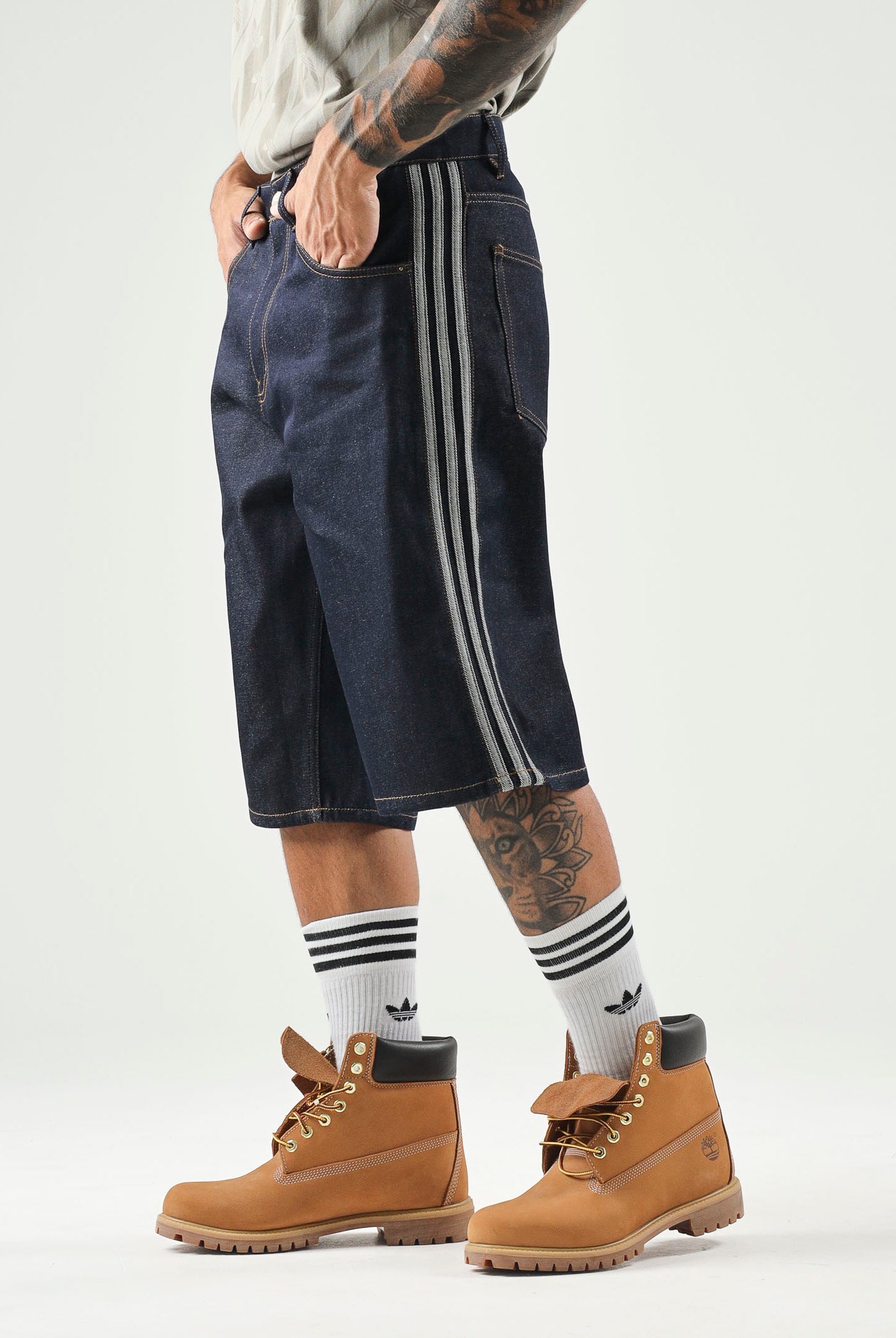 ADIDAS ORIGINALS Shorts FIREBIRD ADICOLOR JORTS indig blu per uomo e donna con iconiche 3-stripes KS6882 . ADIDAS ORIGINALS