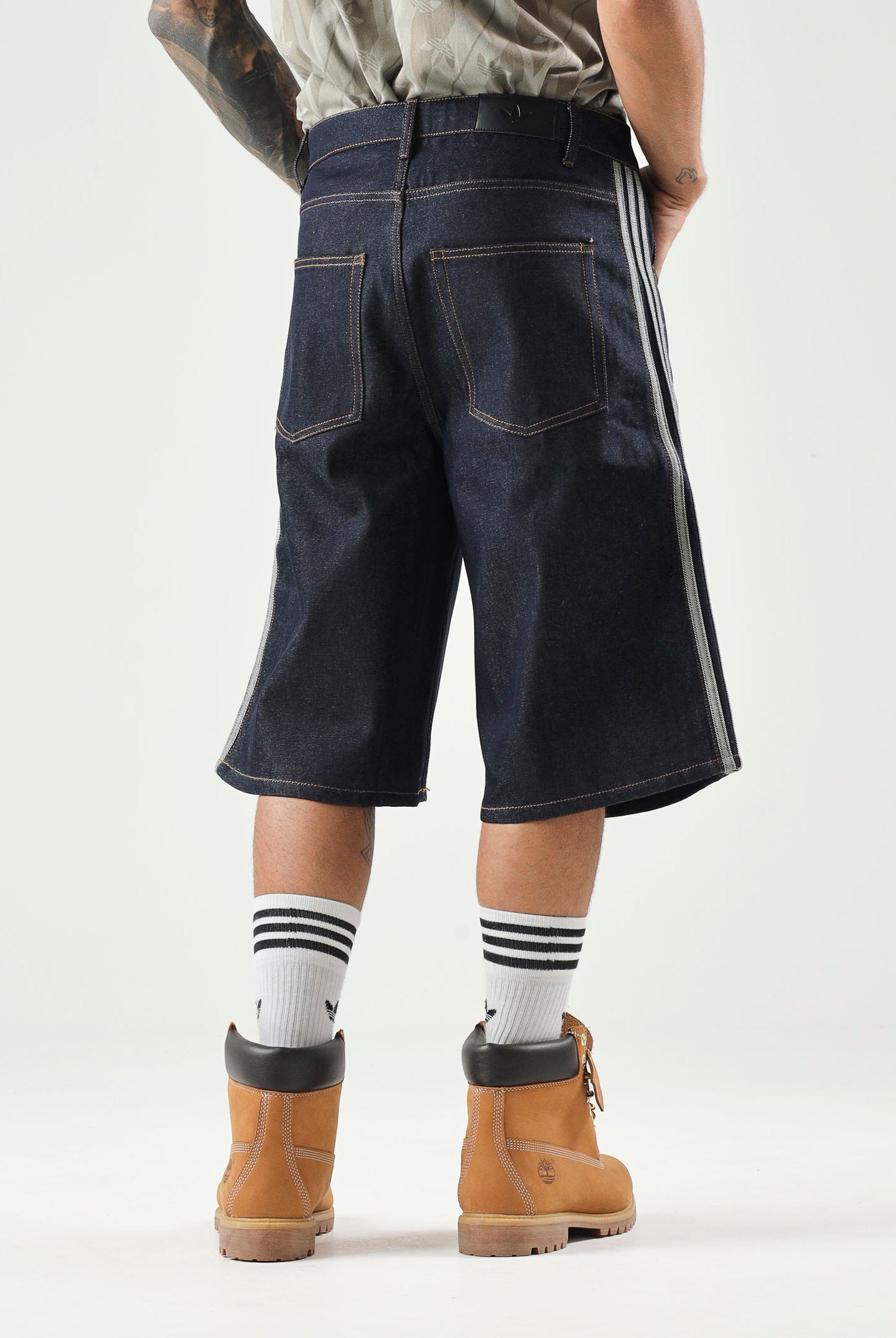 ADIDAS ORIGINALS Shorts FIREBIRD ADICOLOR JORTS indig blu per uomo e donna con iconiche 3-stripes KS6882 . ADIDAS ORIGINALS