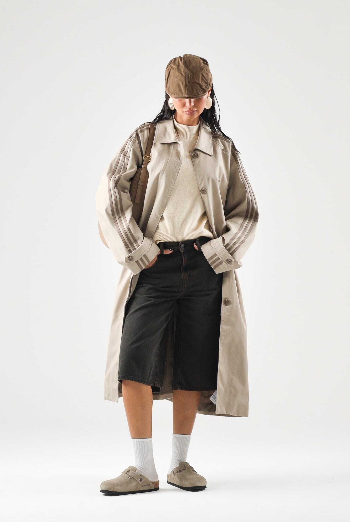 ADIDAS ORIGINALS Trench MAC COAT Khaki Three beige da donna con taglio lungo e vestibilità ampia. KS7333 . ADIDAS ORIGINALS