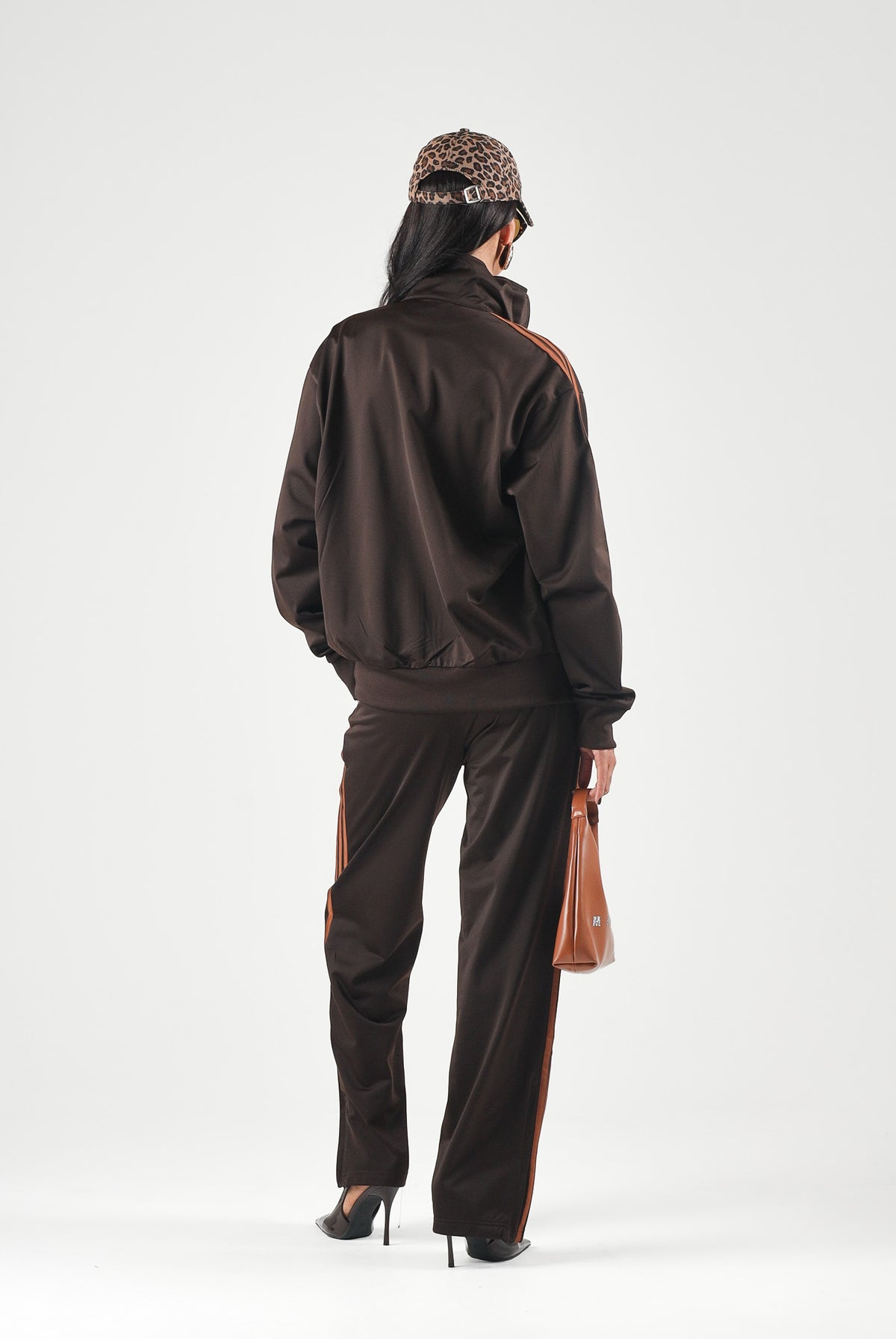 ADIDAS ORIGINALS Pantaloni FIREBIRD TRACK PANTS Aurora Coffee marrone per uomo e donna KS7477 . ADIDAS ORIGINALS