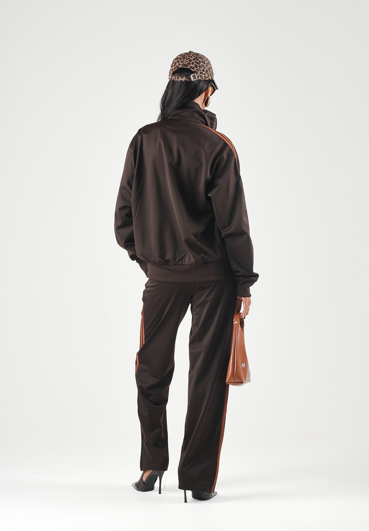 ADIDAS ORIGINALS Pantaloni FIREBIRD TRACK PANTS Aurora Coffee marrone per uomo e donna KS7477 . ADIDAS ORIGINALS