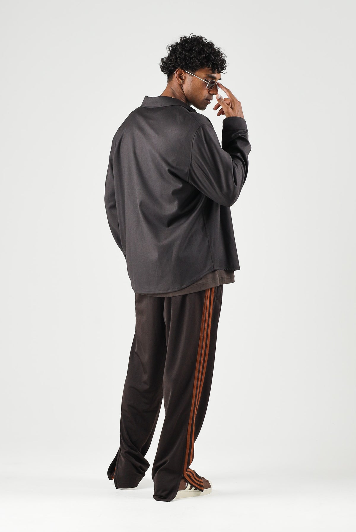ADIDAS ORIGINALS Pantaloni FIREBIRD TRACK PANTS Aurora Coffee marrone per uomo e donna KS7477 . ADIDAS ORIGINALS