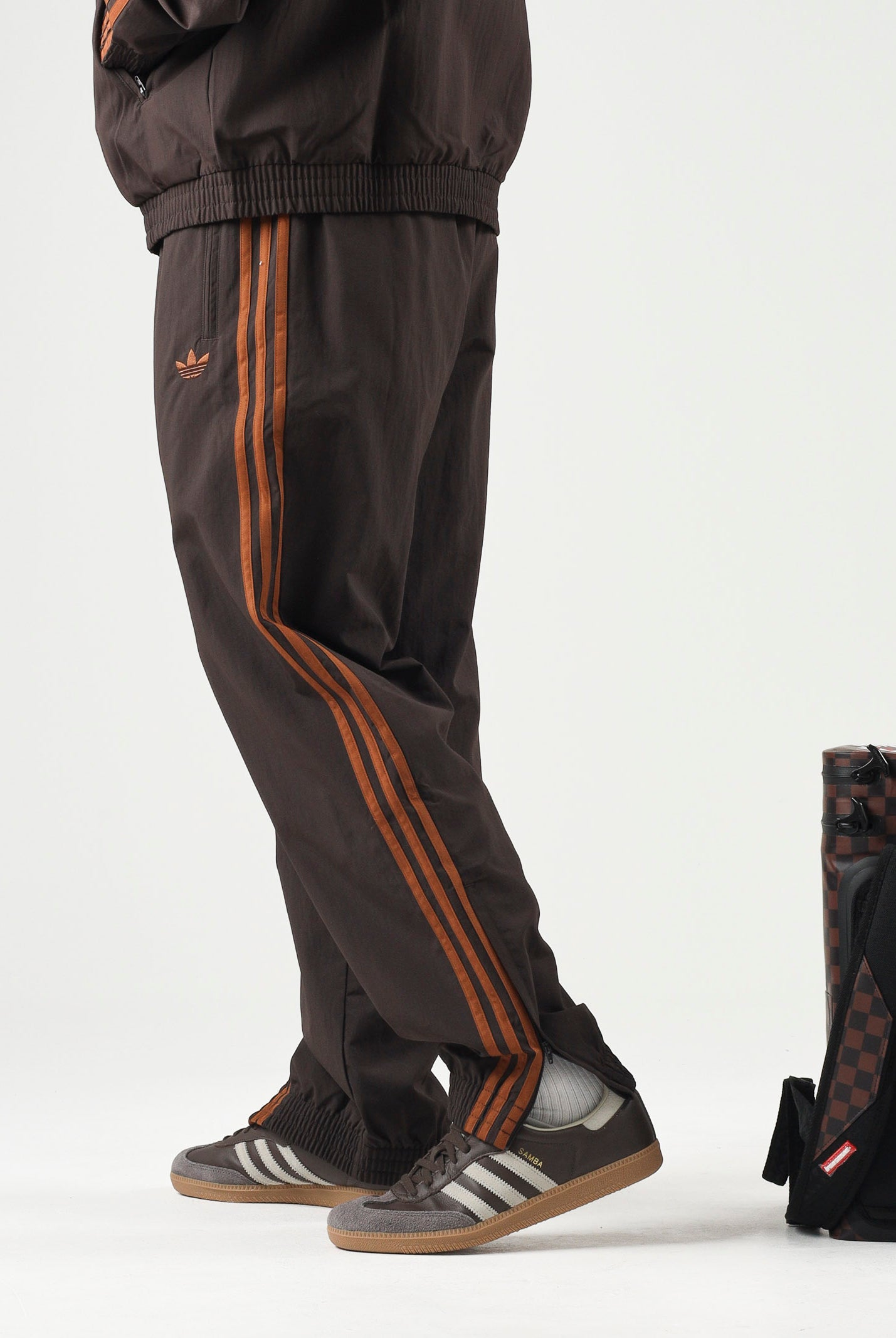 ADIDAS ORIGINALS Pantaloni FIREBIRD WOVEN Aurora Coffee-marrone da uomo con logo Trefoil ricamato. KS7499 . ADIDAS ORIGINALS