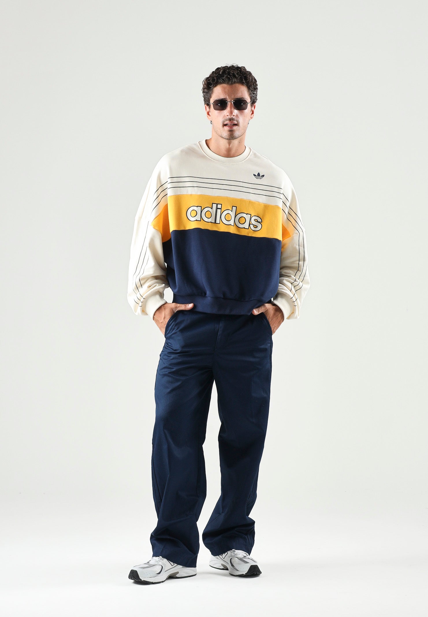 ADIDAS ORIGINALS Felpa ORIGINALS CREWNECK Cream White-vaniglia per uomo e donna KS8191 . ADIDAS ORIGINALS