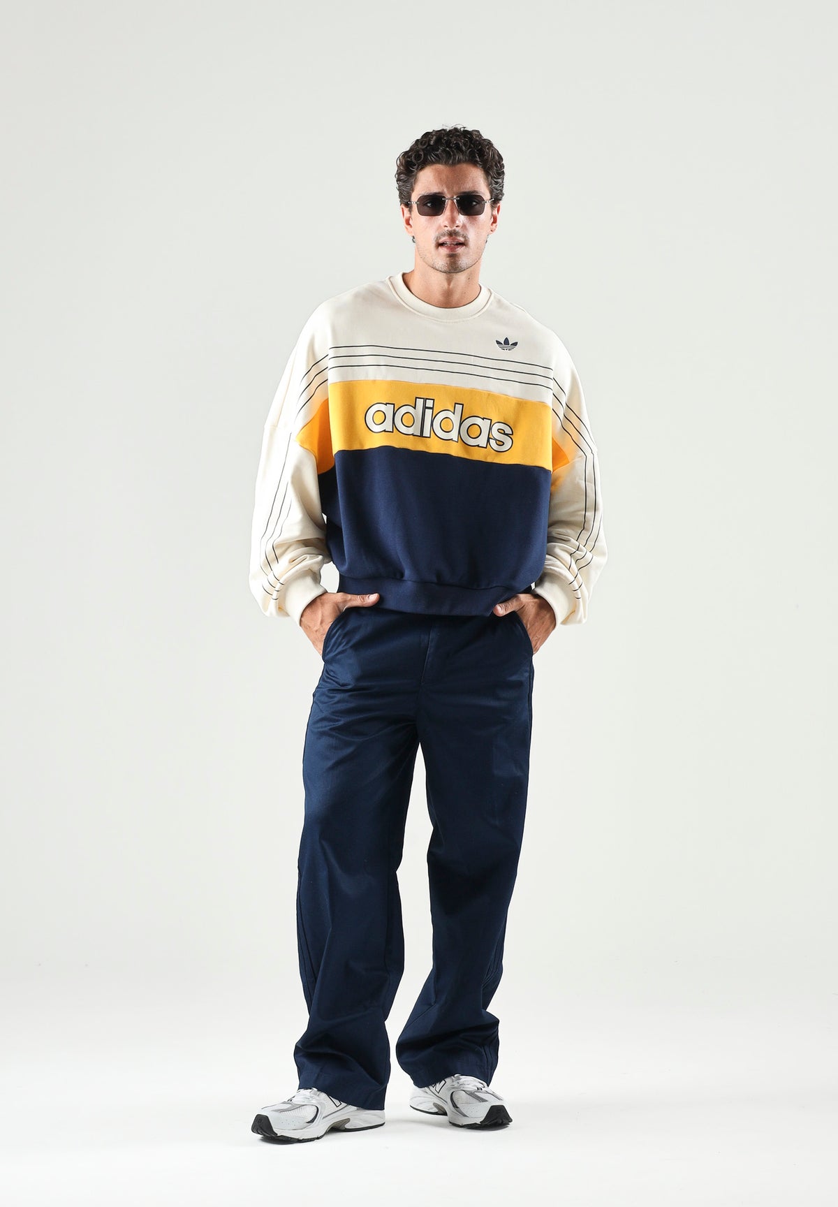 ADIDAS ORIGINALS Felpa girocollo ORIGINALS CREWNECK Cream White-vaniglia per uomo e donna KS8191 . ADIDAS ORIGINALS