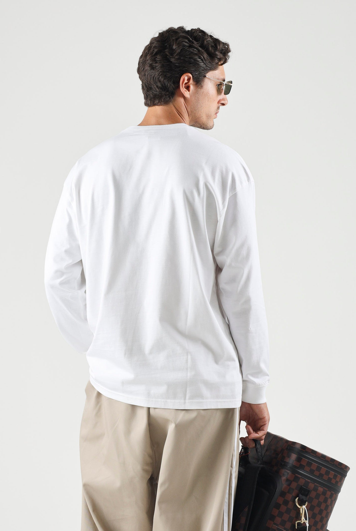 ADIDAS ORIGINALS T-shirt TREFOIL ESSENTIALS bianco da uomo con logo iconico KS9802 . ADIDAS ORIGINALS