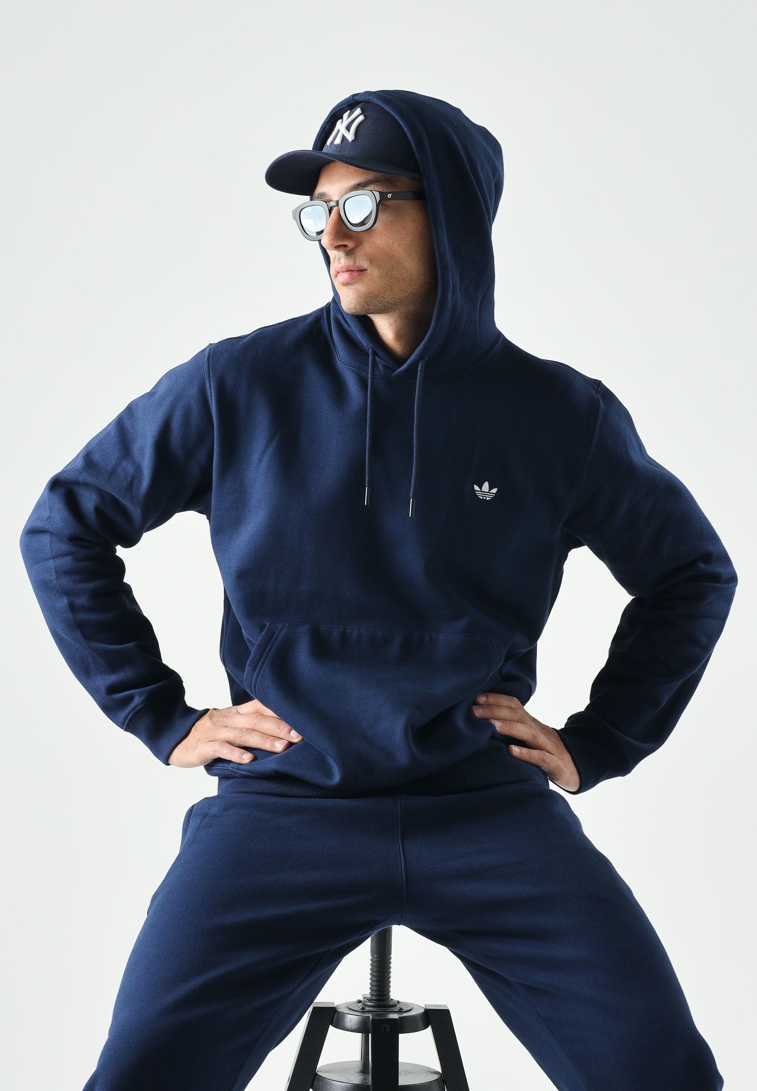 ADIDAS ORIGINALS Felpa ESSENTIALS NIGHT indigo blu notte da uomo<BR/> KS9804 . ADIDAS ORIGINALS