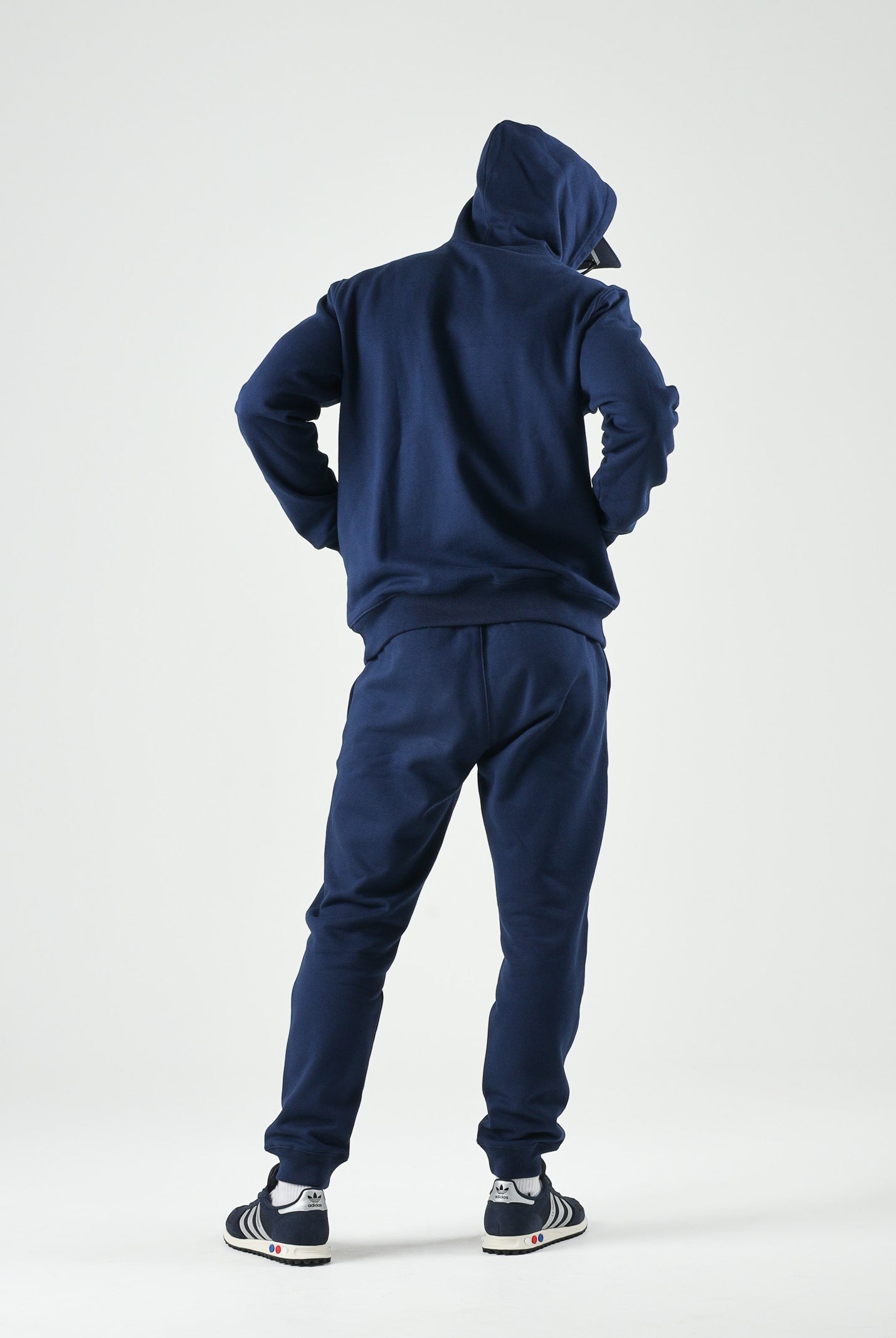 ADIDAS ORIGINALS Pantaloni TREFOIL ESSENTIALS sportivi blu da uomo con piccolo logo Trefoil<BR/> KS9849 . ADIDAS ORIGINALS