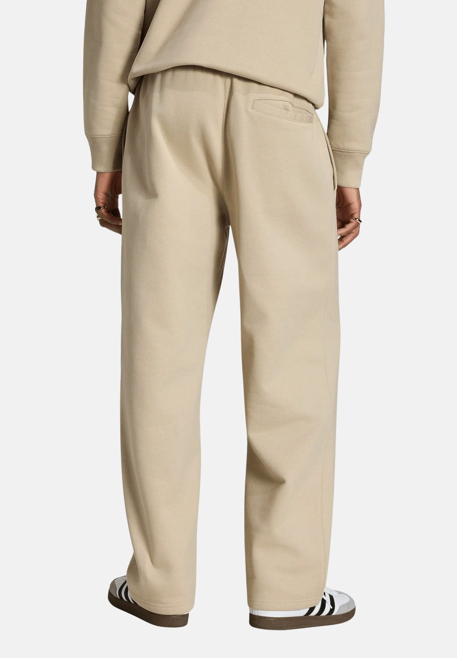 ADIDAS ORIGINALS Pantaloni ESSENTIALS WIDE LEG khaki beige da uomo KS9881 . ADIDAS ORIGINALS