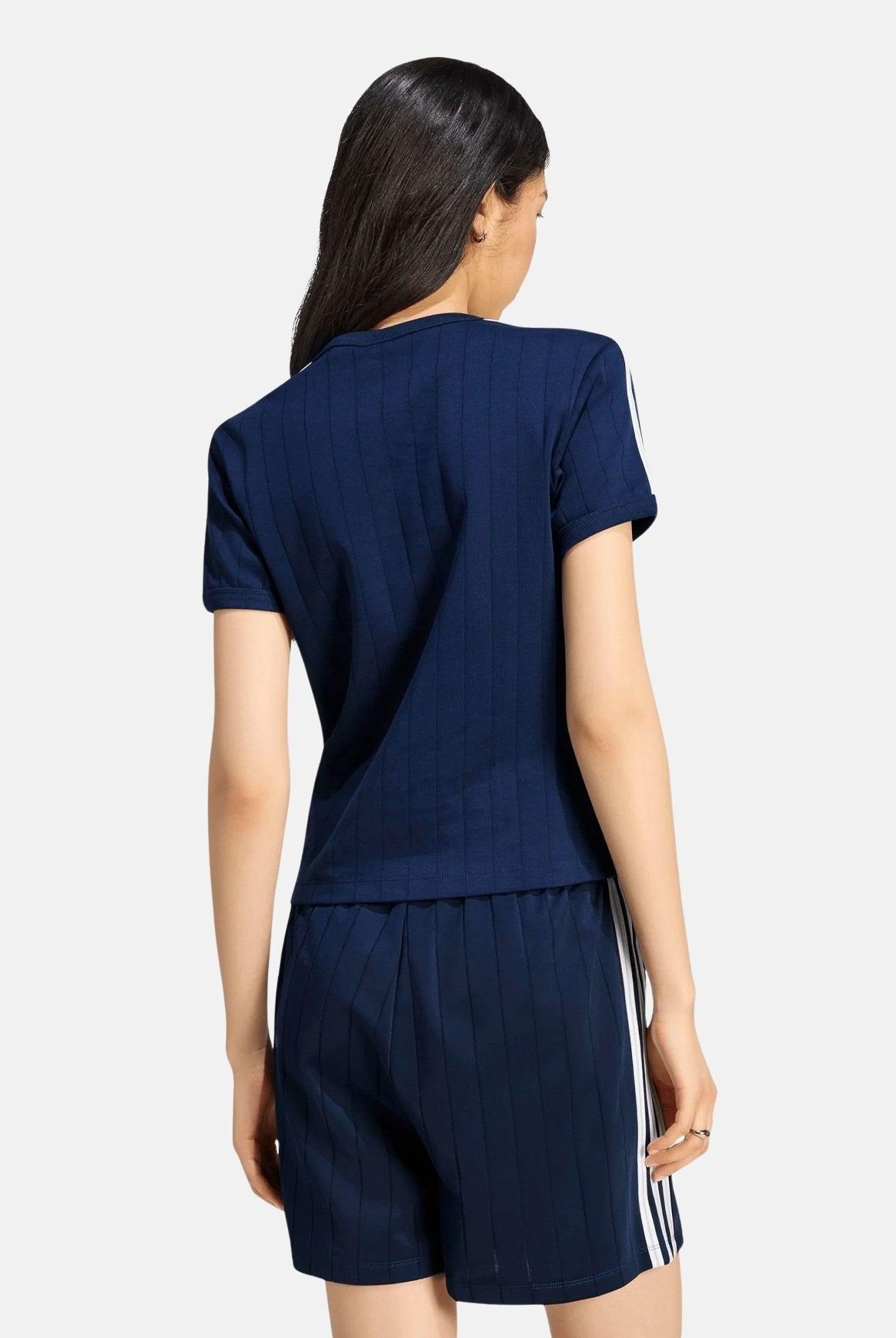 ADIDAS ORIGINALS T-shirt PINSTRIPE SLIM indigo-blu da donna con motivo gessato KS9992 . ADIDAS ORIGINALS