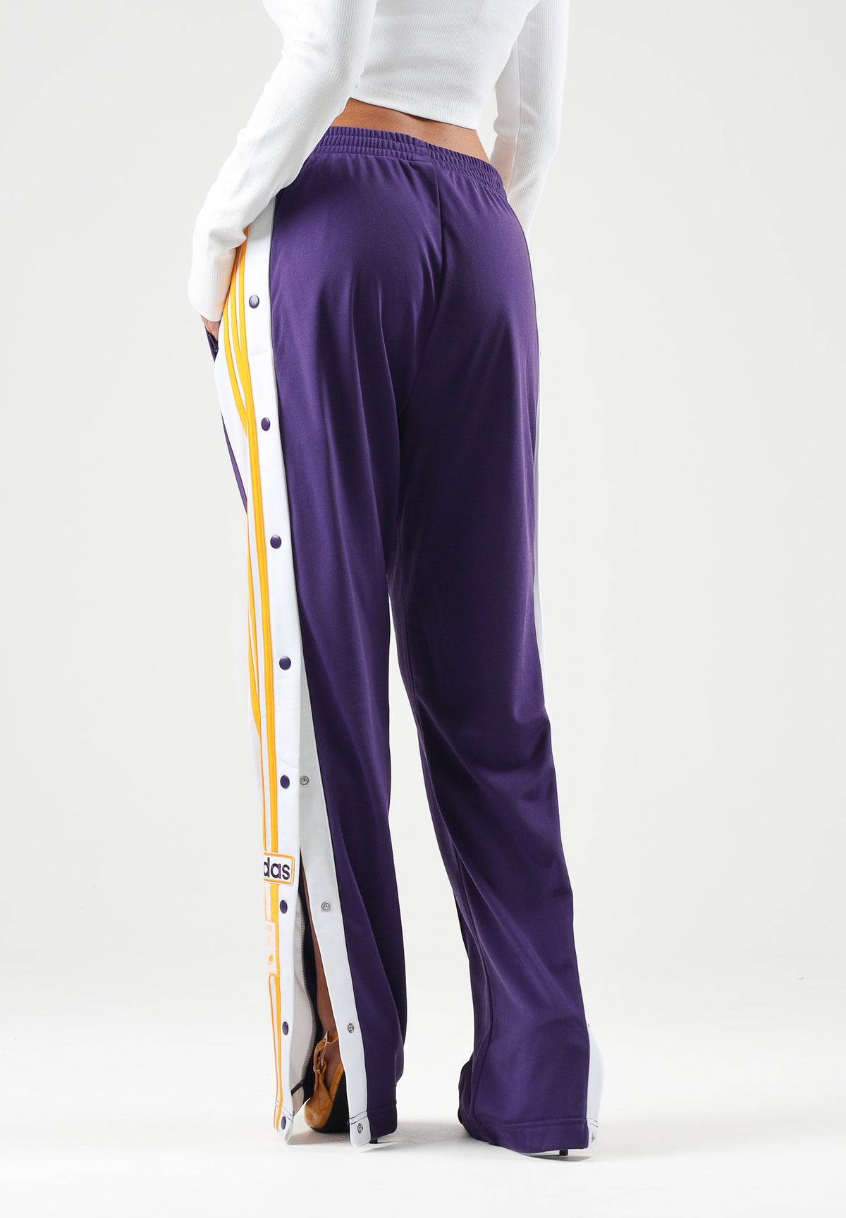 ADIDAS ORIGINALS Pantaloni FIREBIRD viola per uomo e donna con bottoni automatici laterali e strisce bianche KT0026 . ADIDAS ORIGINALS