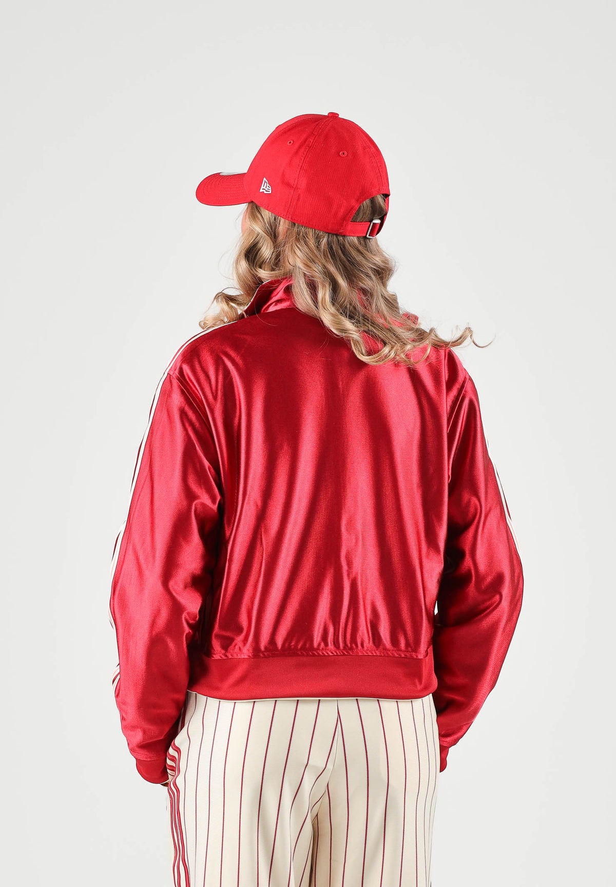 ADIDAS ORIGINALS Felpa con zip DOUBLE FACE FIREBIRD vaniglia-rossa da donna con 3-stripes iconiche KT1850 . ADIDAS ORIGINALS
