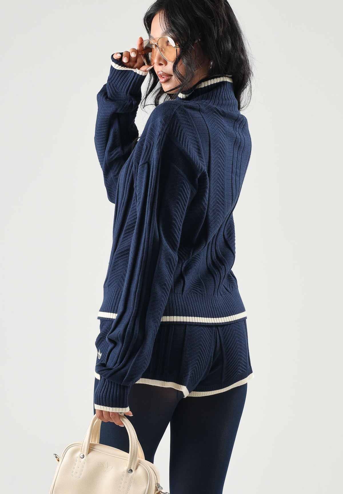 ADIDAS ORIGINALS Felpa con zip TRACK TOP CABLE KNIT Night Indigo, blu navy, donna. KT1864 . ADIDAS ORIGINALS