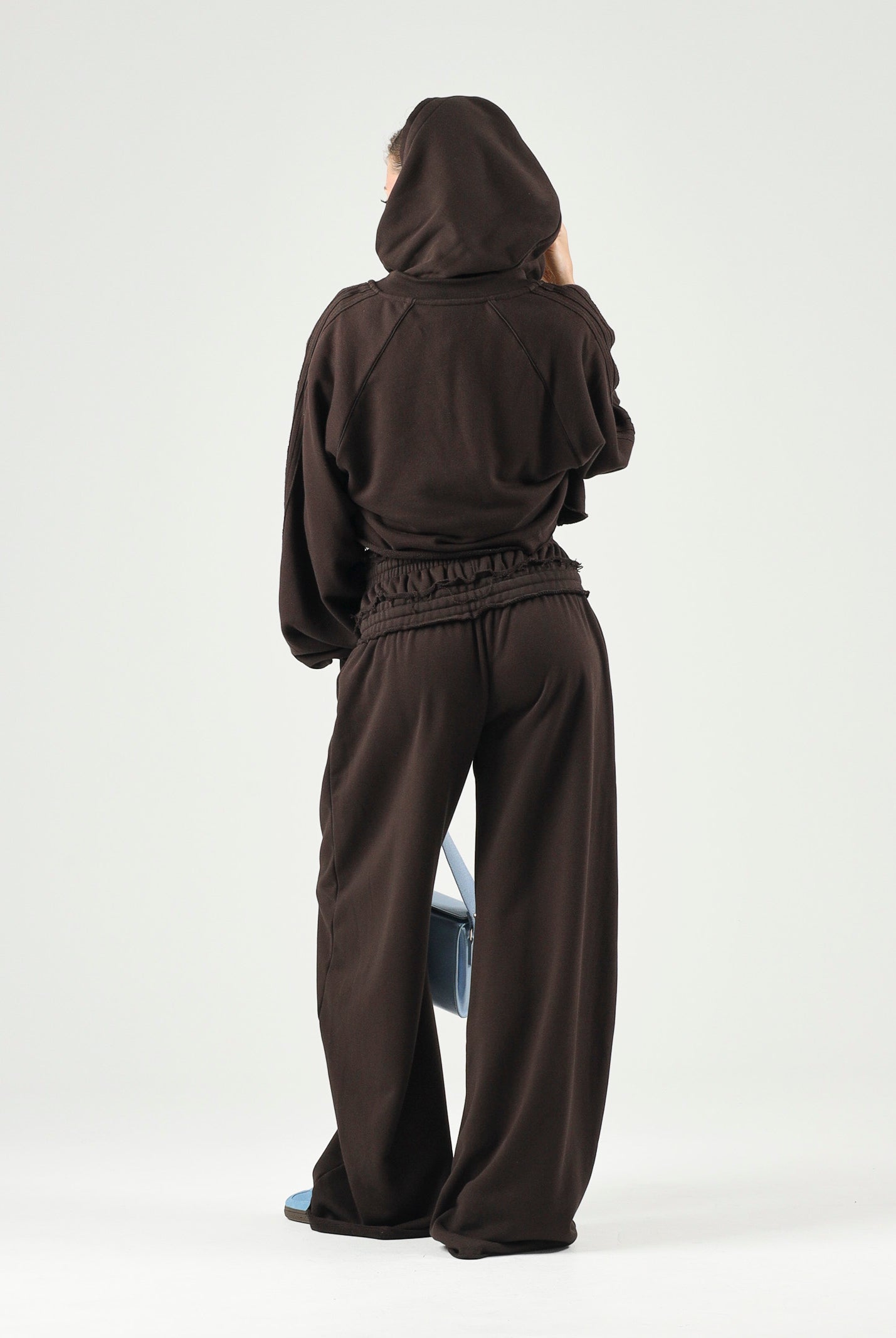ADIDAS ORIGINALS Felpa SST DOUBLE FRONT auco-marrone da donna con doppio pannello frontale KT1922 . ADIDAS ORIGINALS