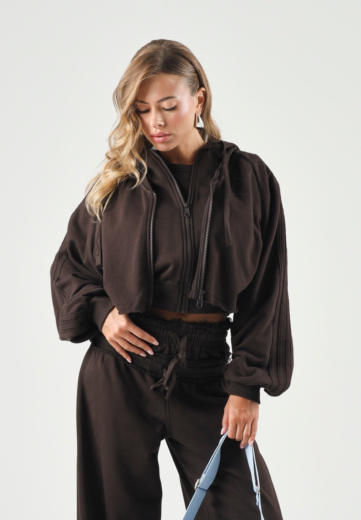ADIDAS ORIGINALS Felpa SST DOUBLE FRONT auco-marrone da donna con doppio pannello frontale KT1922 . ADIDAS ORIGINALS