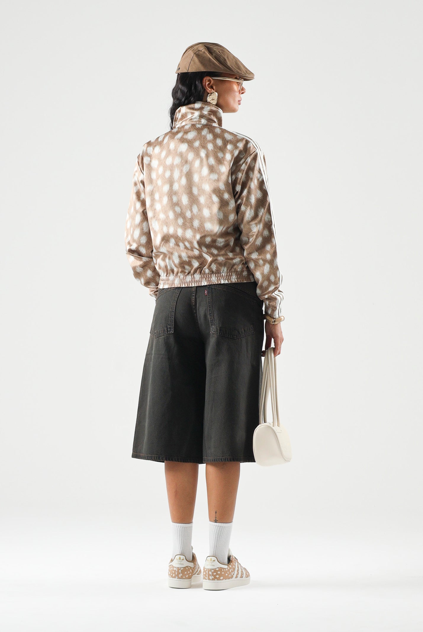 ADIDAS ORIGINALS Felpa ANIMAL PRINT FIREBIRD brown dessert beige con motivo animalier da donna KT2143 . ADIDAS ORIGINALS